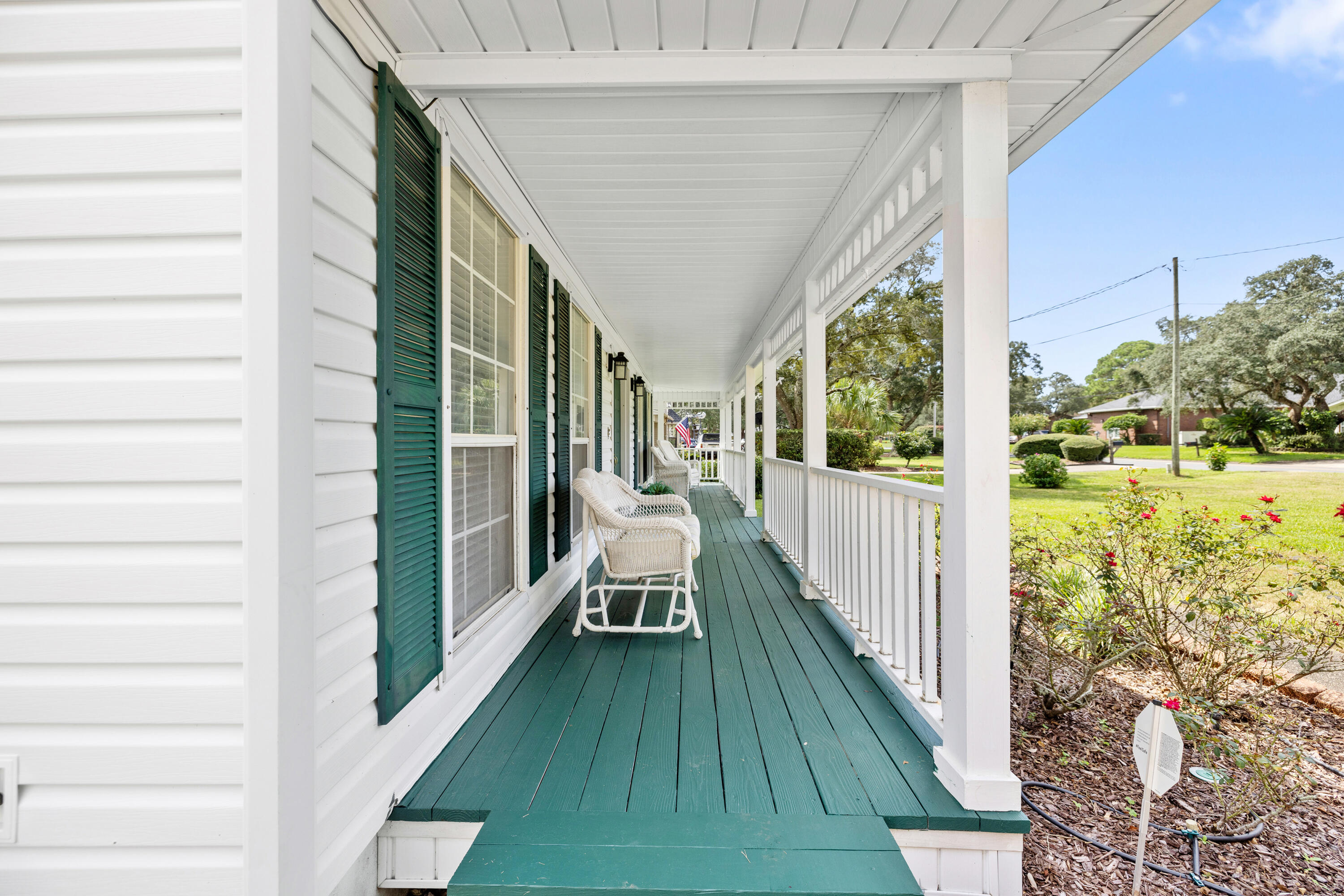 LAKE LORRAINE ESTATES - Residential