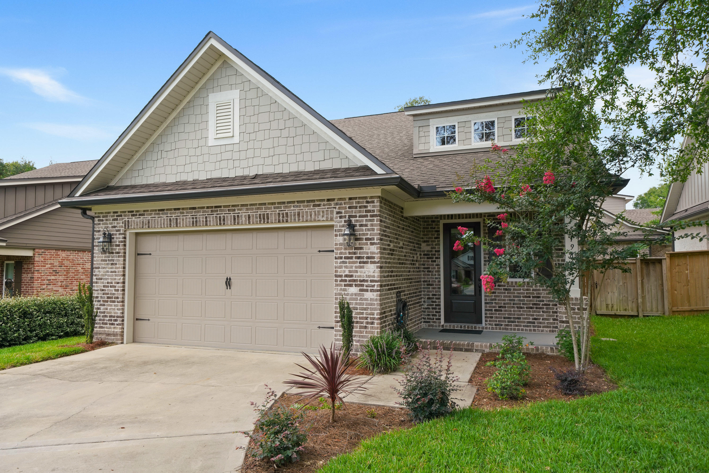 Hattie's Grove - Residential