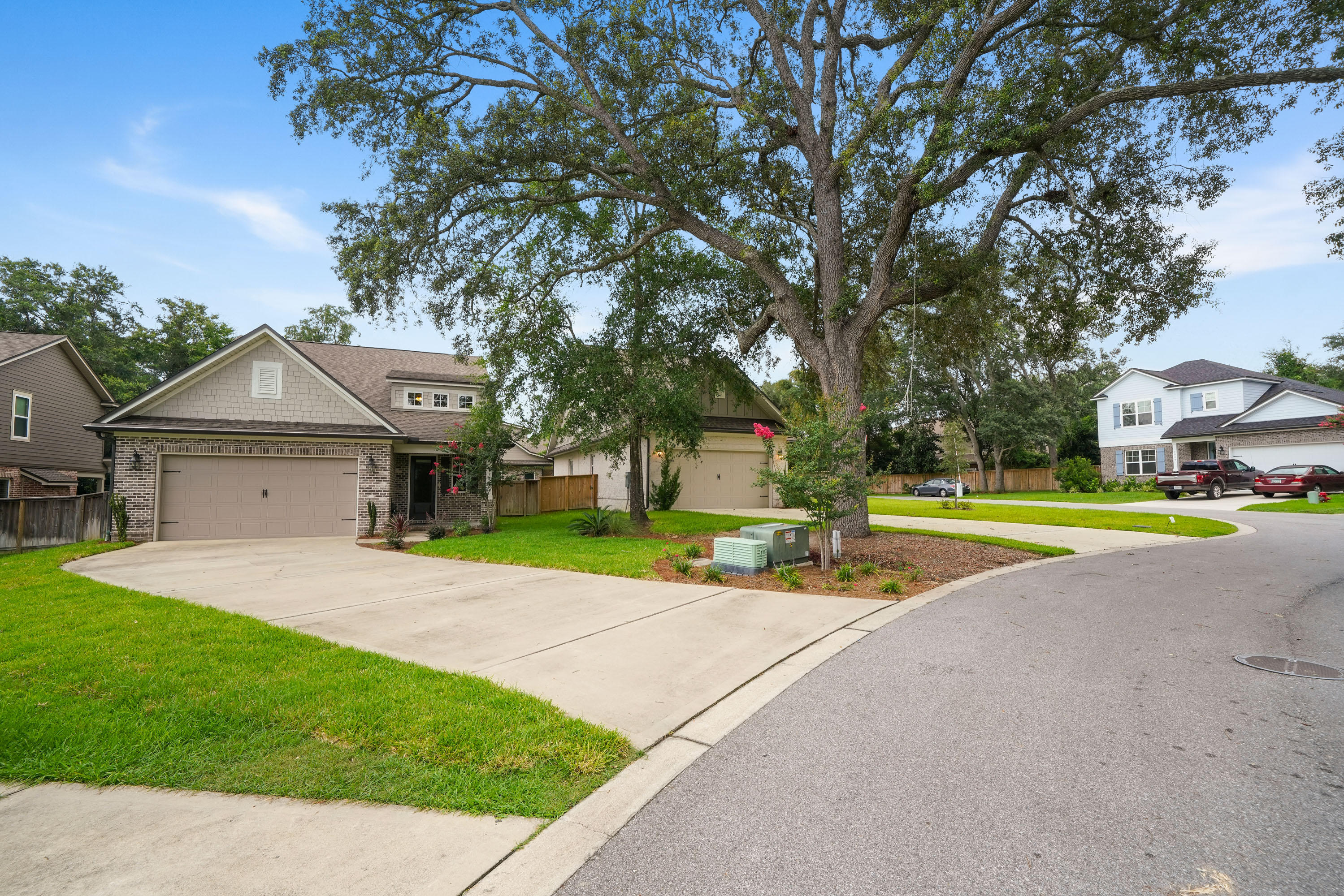 Hattie's Grove - Residential