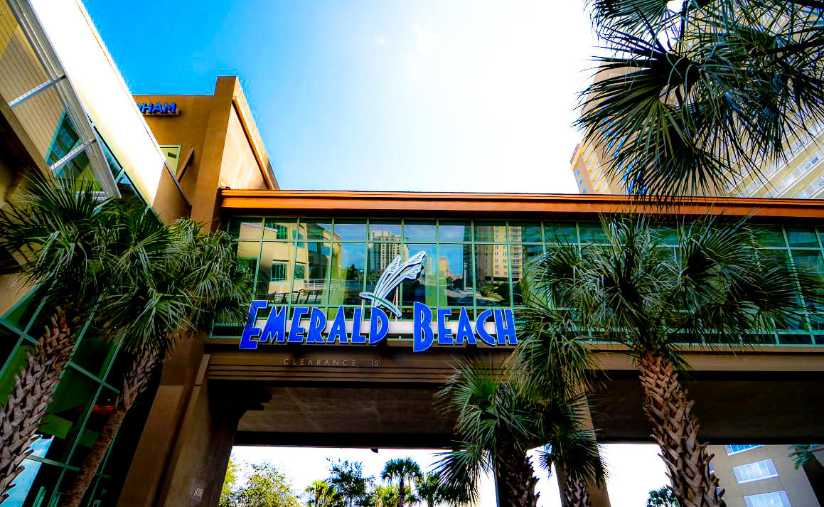 EMERALD BEACH RESORT - Residential