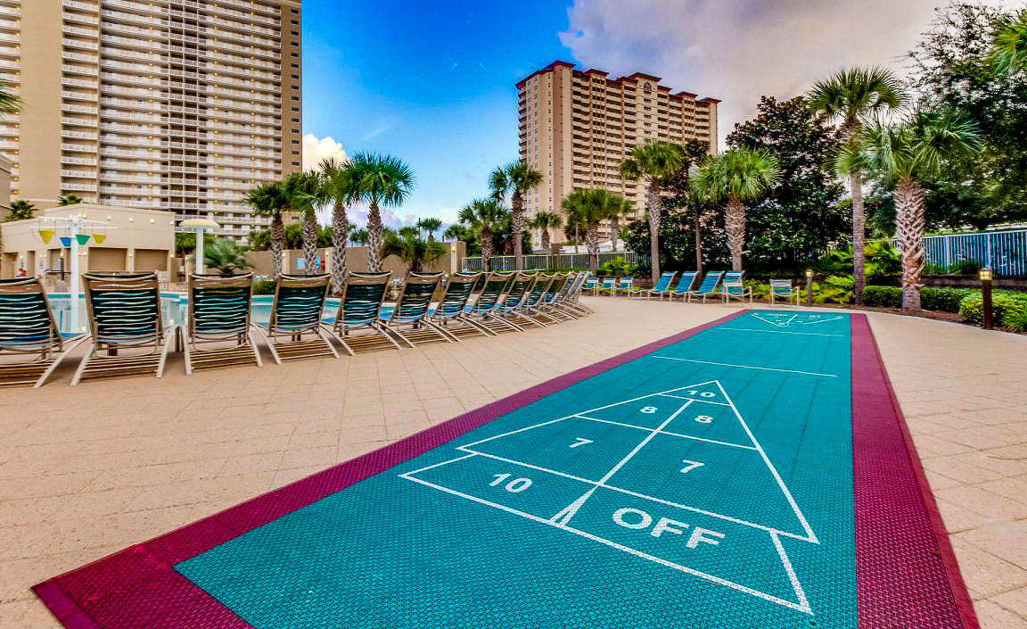 EMERALD BEACH RESORT - Residential