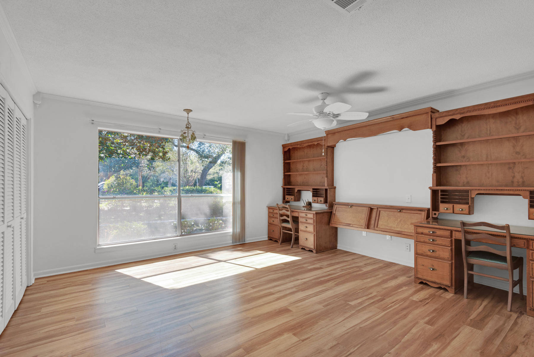 MAGNOLIA SHORES S/D - Residential