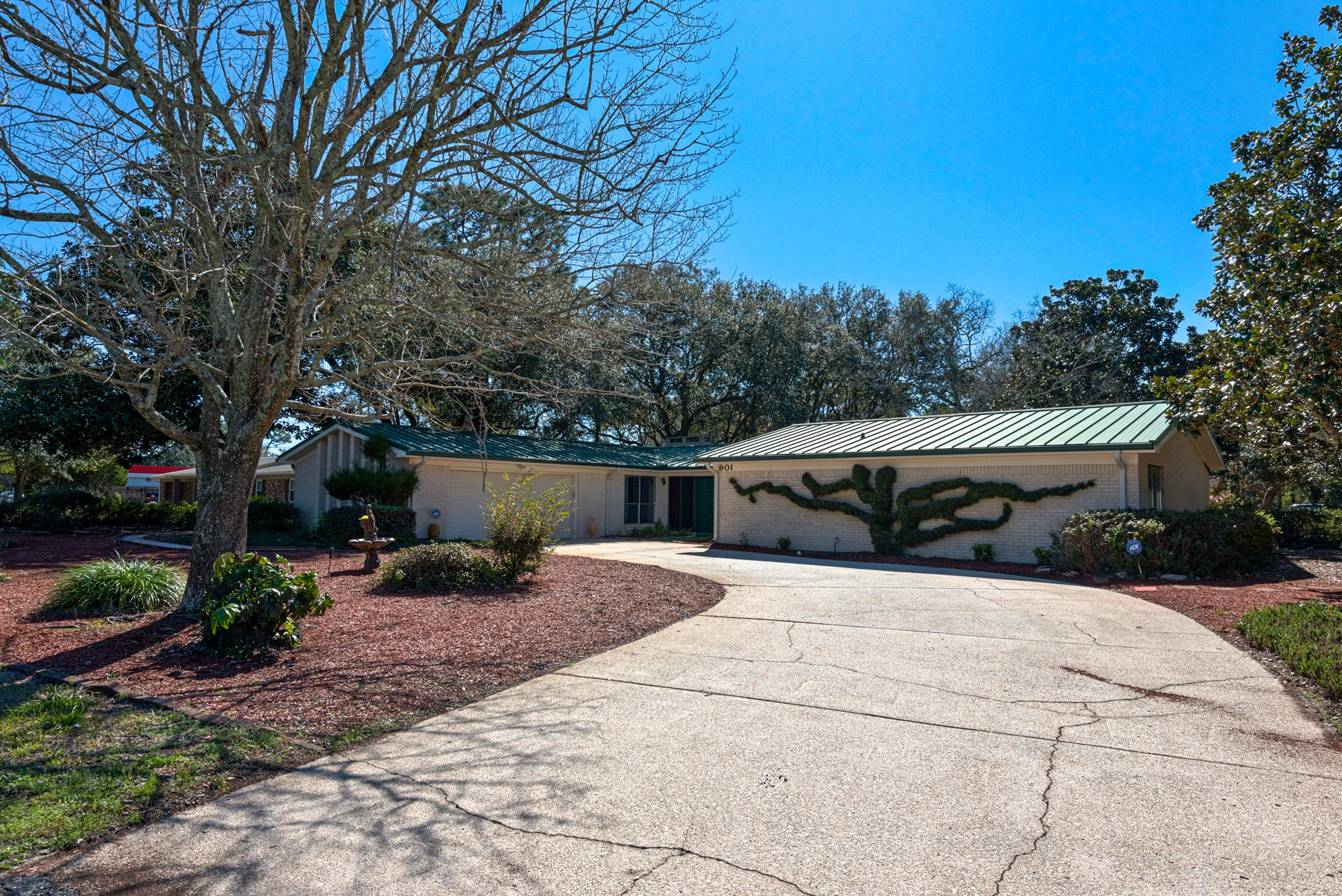 MAGNOLIA SHORES S/D - Residential