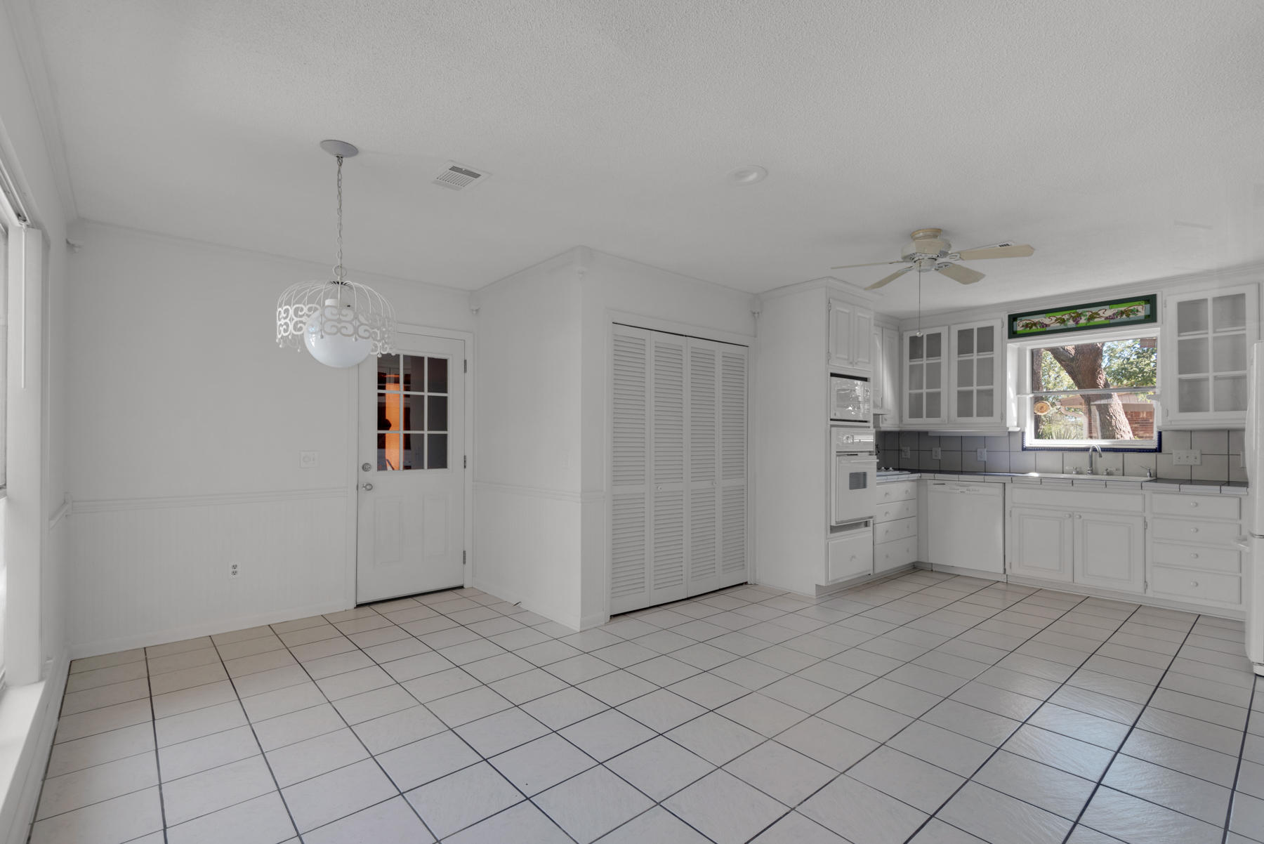 MAGNOLIA SHORES S/D - Residential