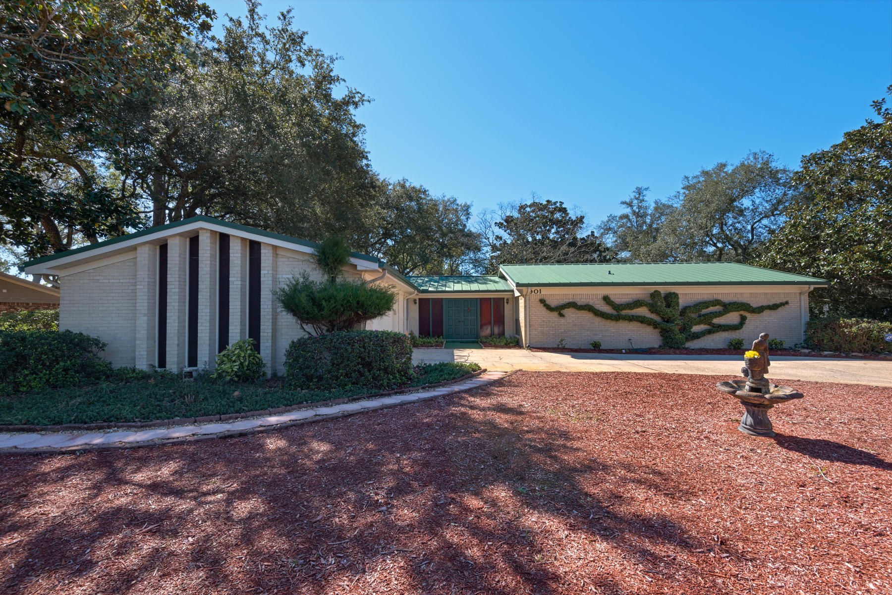 MAGNOLIA SHORES S/D - Residential