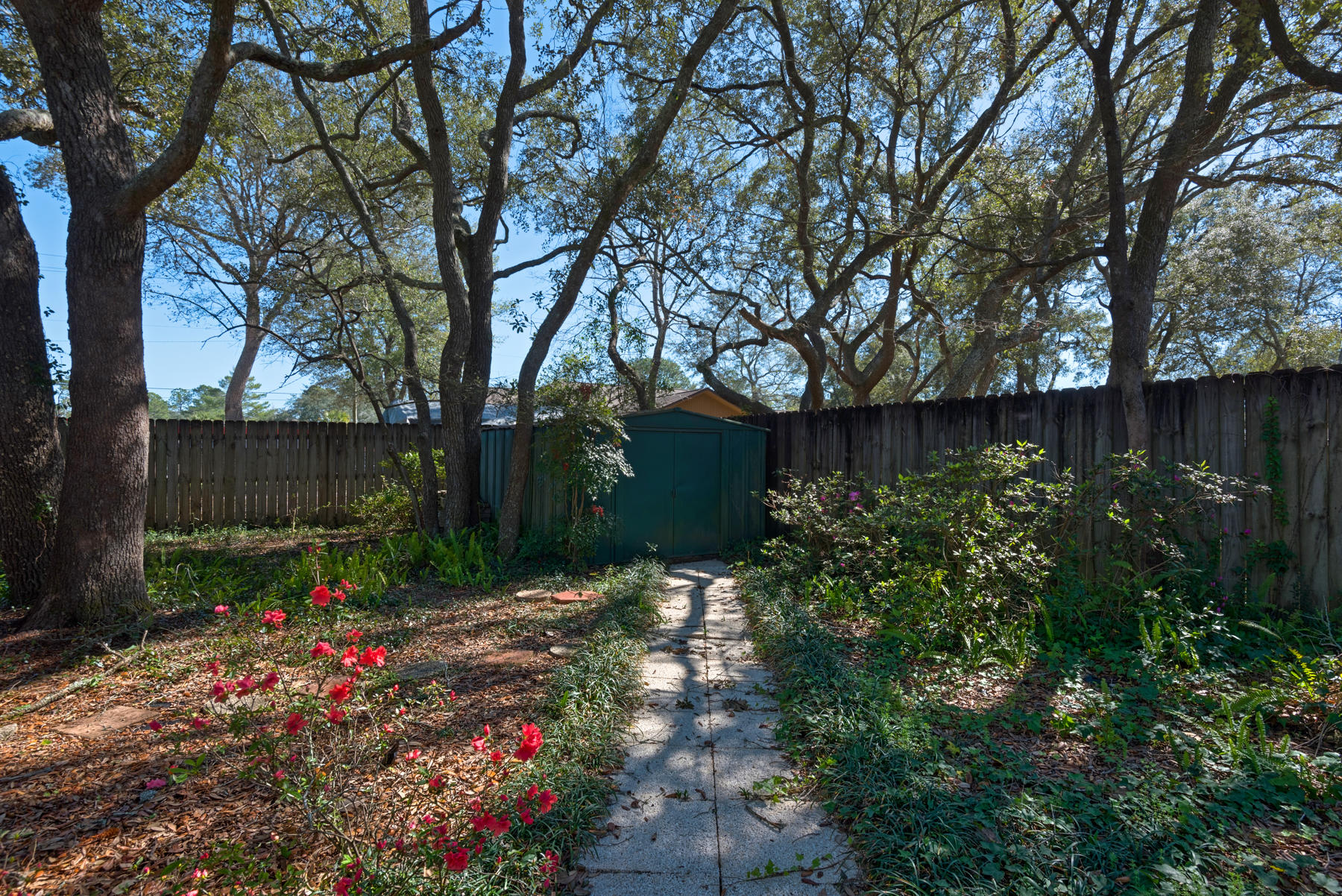 MAGNOLIA SHORES S/D - Residential