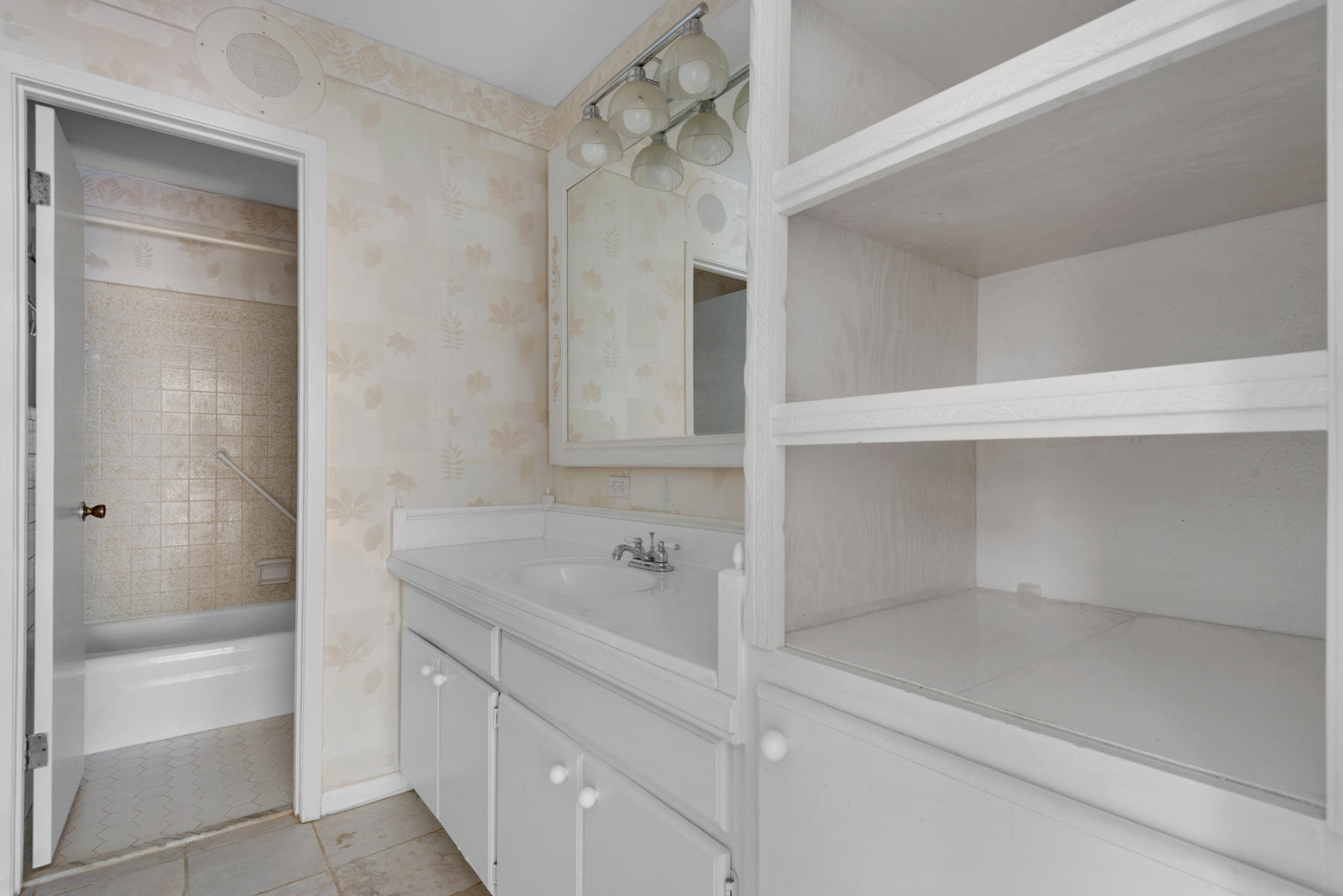 MAGNOLIA SHORES S/D - Residential