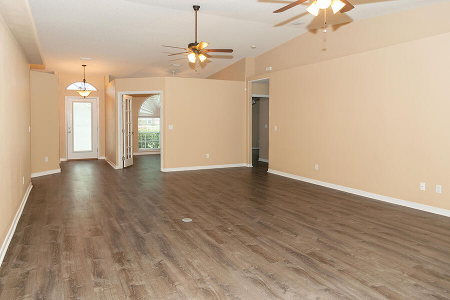 HOLLEY BY THE SEA - Residential