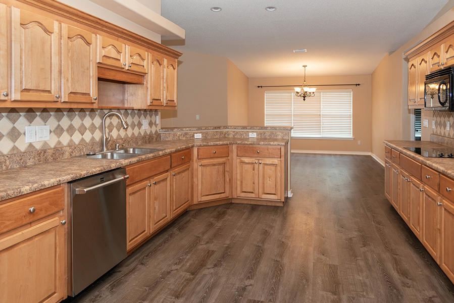 HOLLEY BY THE SEA - Residential