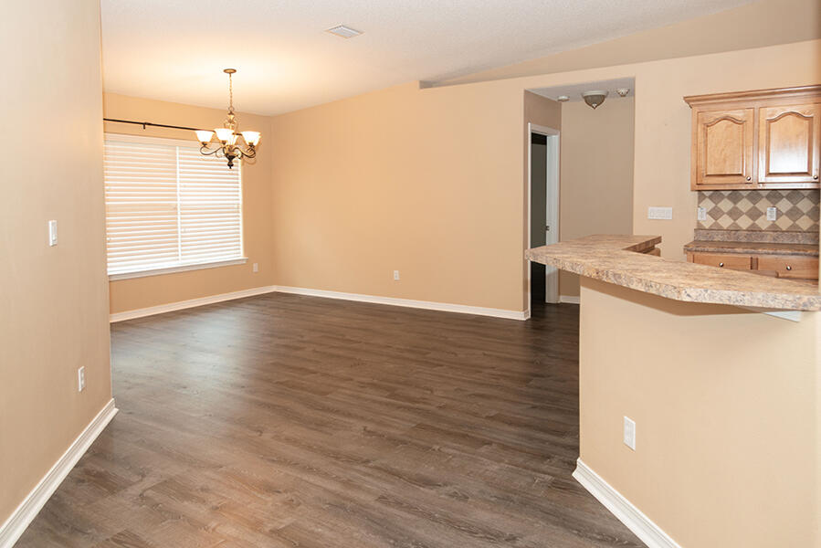 HOLLEY BY THE SEA - Residential