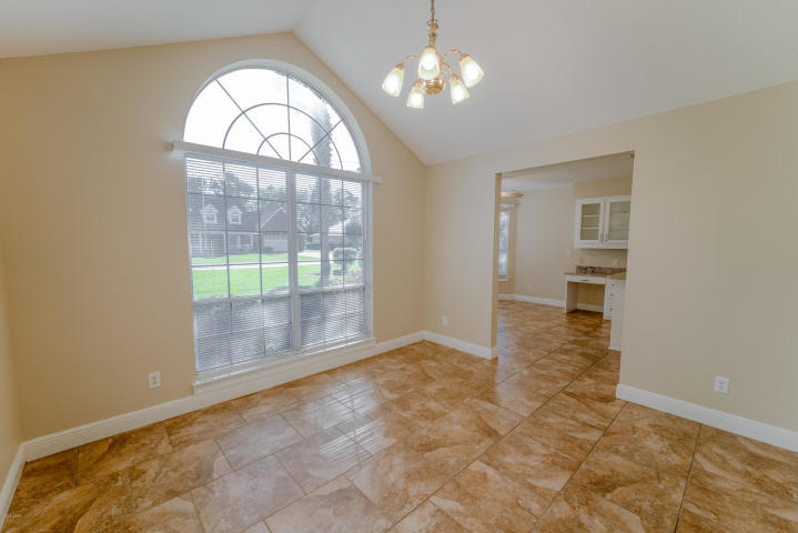 COLONY CLUB HARBOUR PH 1 - Residential