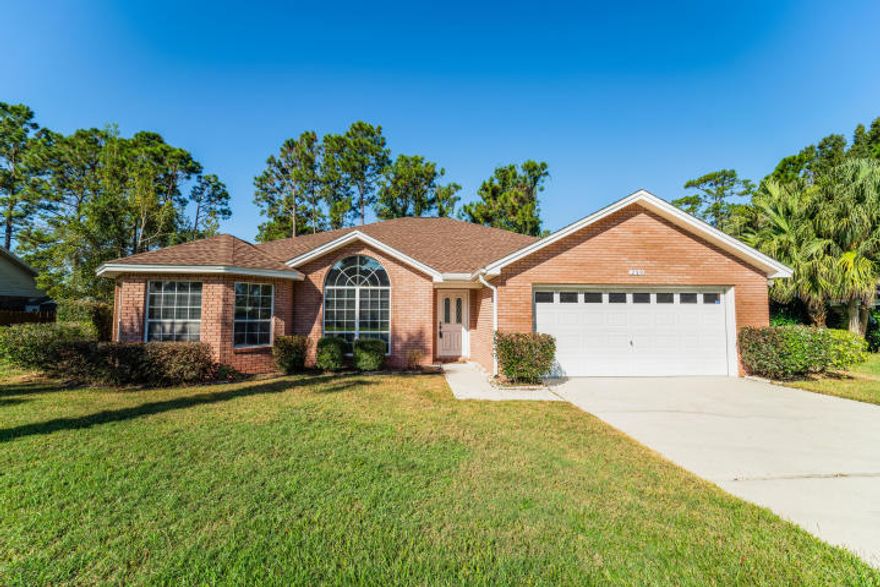 This home is Great! It is located in the sought after & well established Colony Club community. There are many wonderful features about this ranch style, brick home. Beginning with the interior ...updated kitchen with breakfast nook, formal Dining area that opens from both the kitchen and foyer (would make a great office also), nice large great room with fireplace, split floor plan with a large master suite on one end of the home and 2 additional bedrooms on the other end of the home. There is a large Florida room off the living area that overlooks the patio and the large, fenced in back yard. I love ranch style homes & this floor plans is grande. There is plenty of parking. There is a double car garage and an oversized driveway. This home is also close to the Gyles trails entrance.