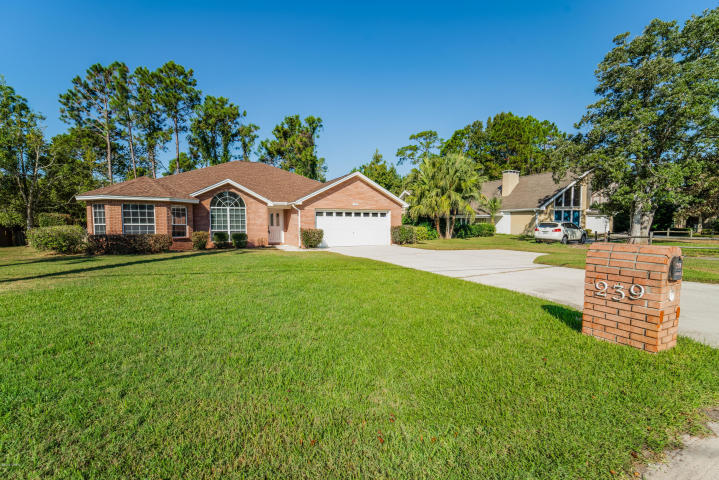 COLONY CLUB HARBOUR PH 1 - Residential