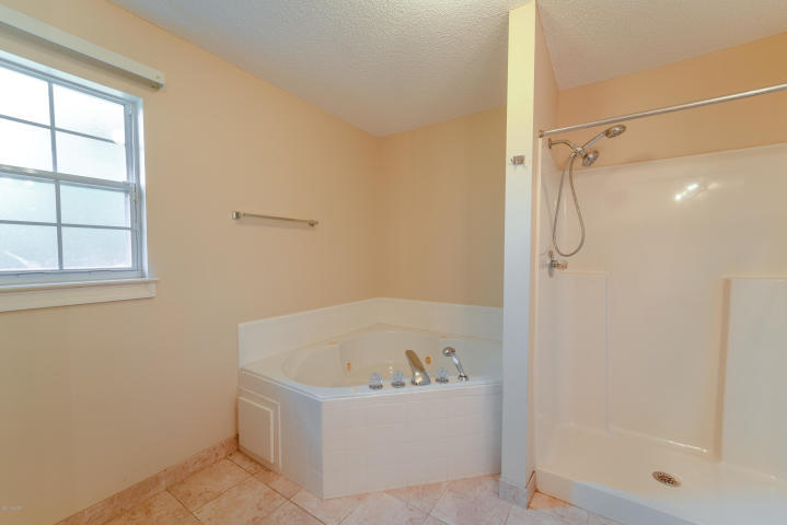 COLONY CLUB HARBOUR PH 1 - Residential