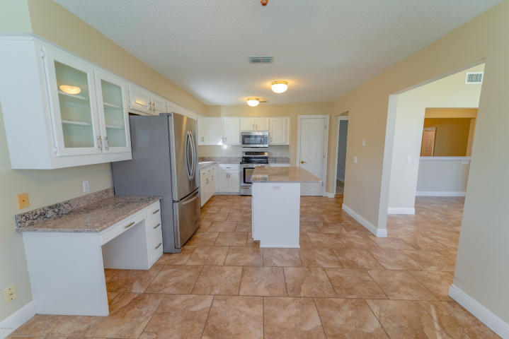 COLONY CLUB HARBOUR PH 1 - Residential