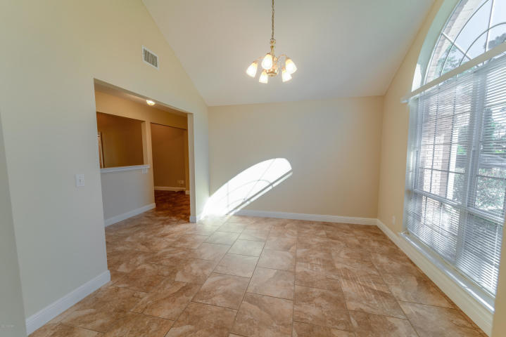 COLONY CLUB HARBOUR PH 1 - Residential