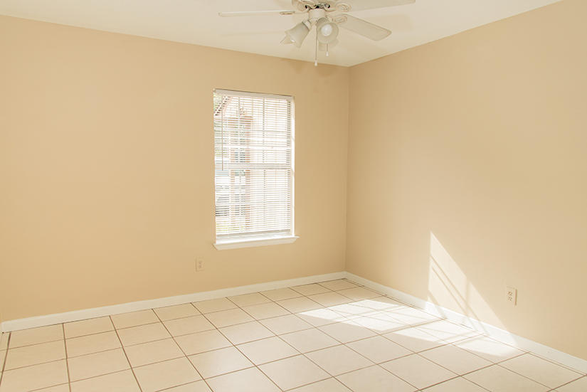 PINEHURST PARK - Residential Lease