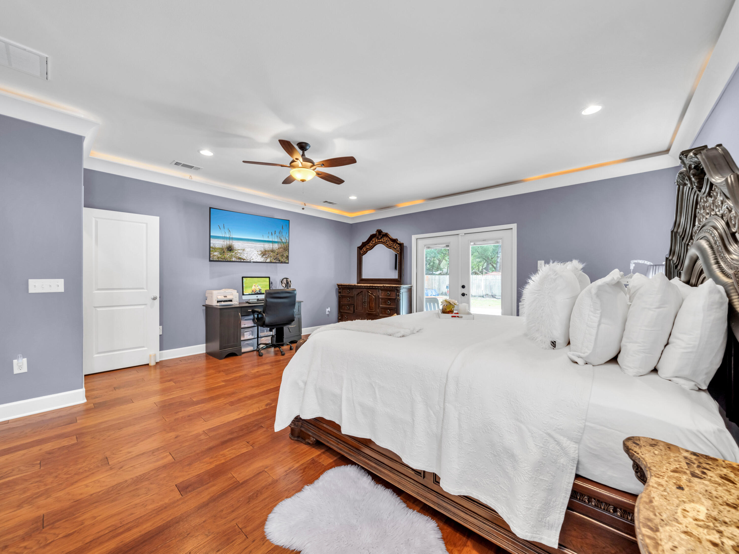 WHISPERING PINES - Residential