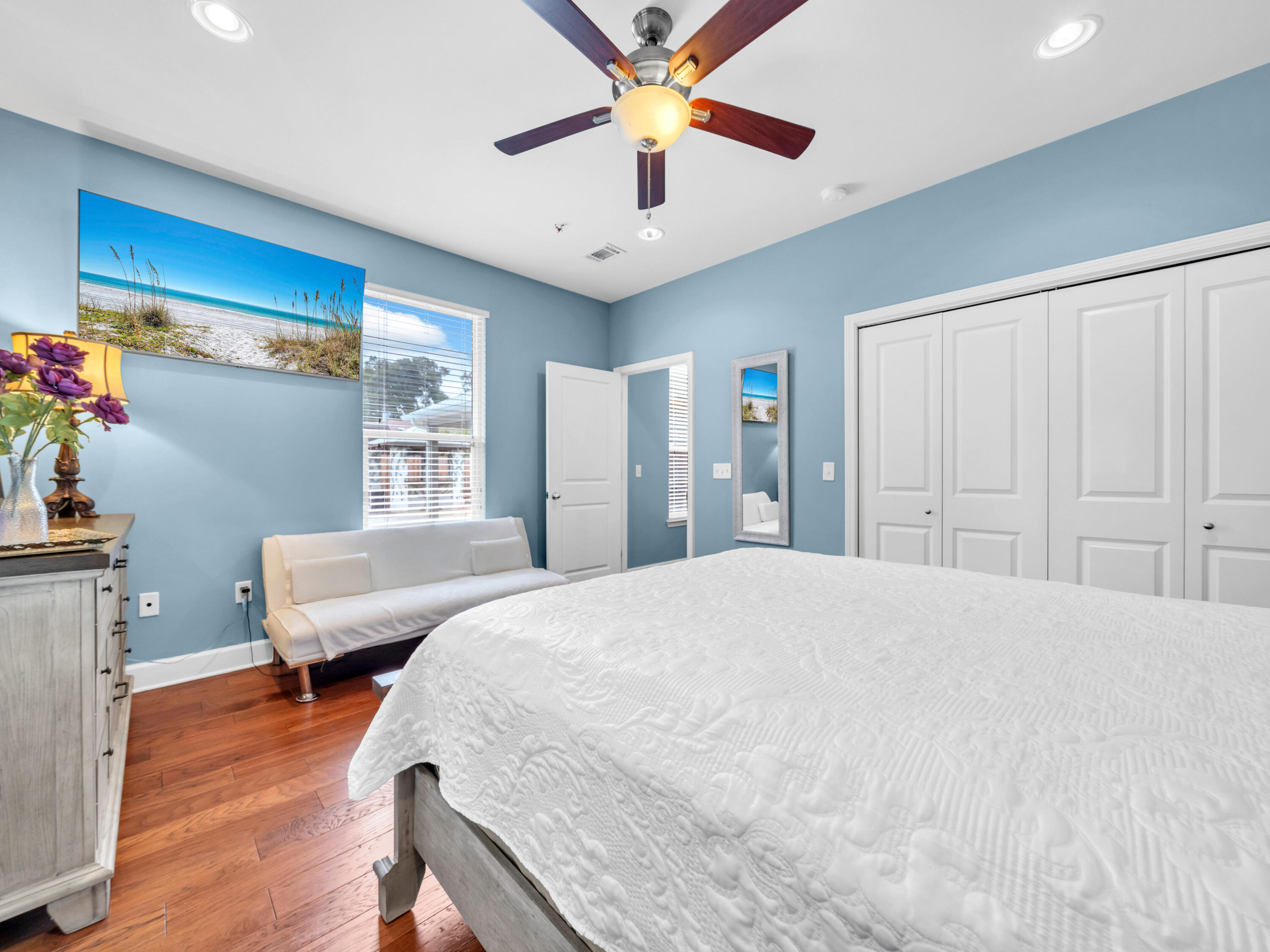 WHISPERING PINES - Residential