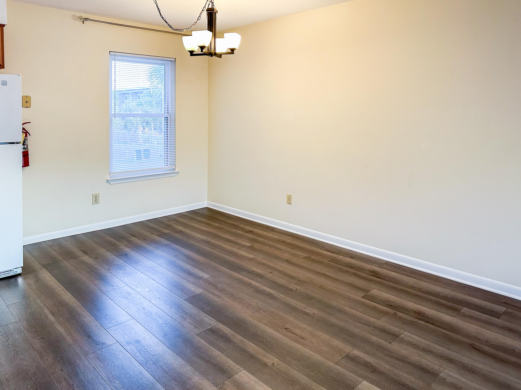 ISLAND MARK - Residential Lease