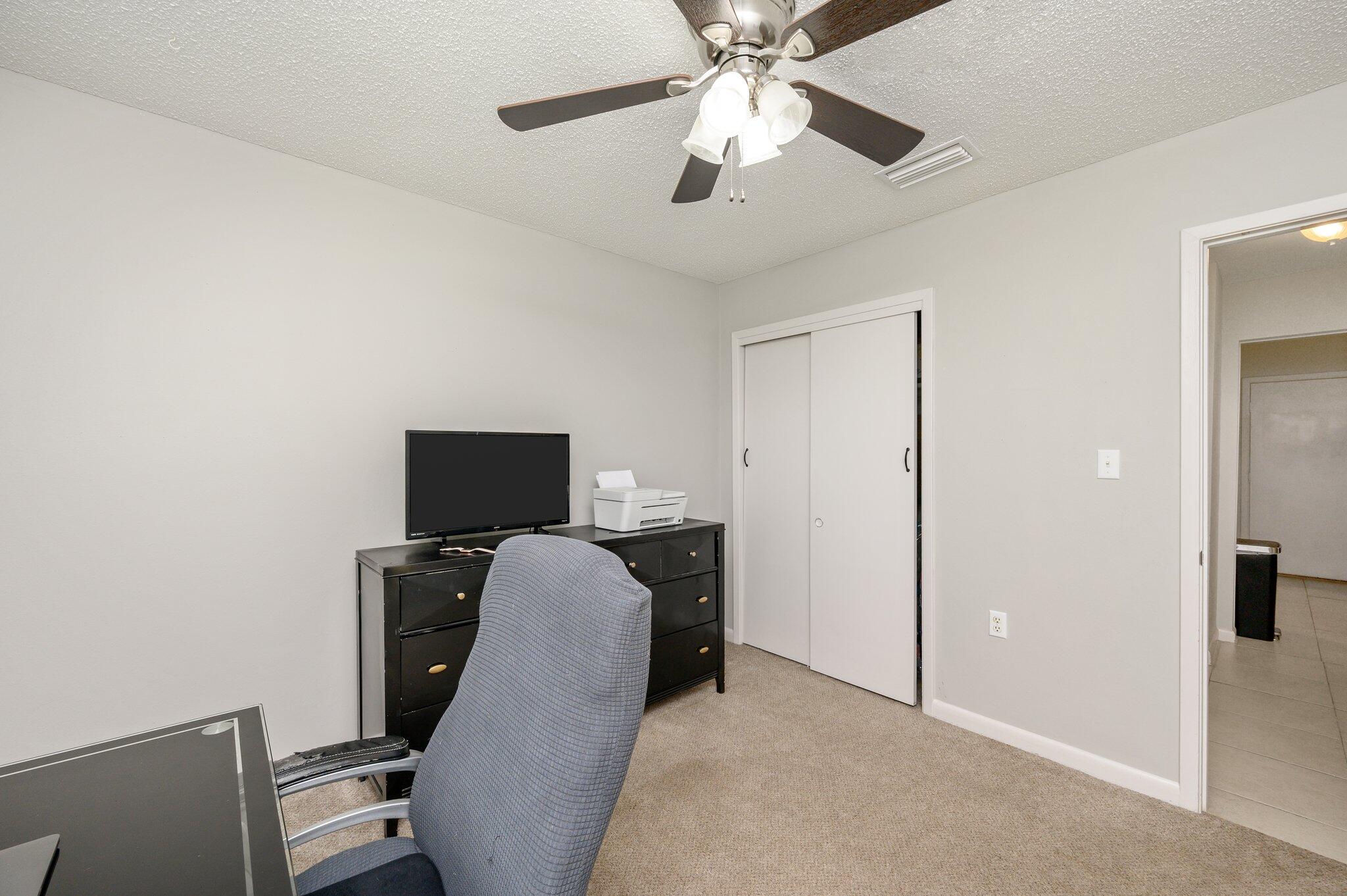 MARY ESTHER MANOR - Residential