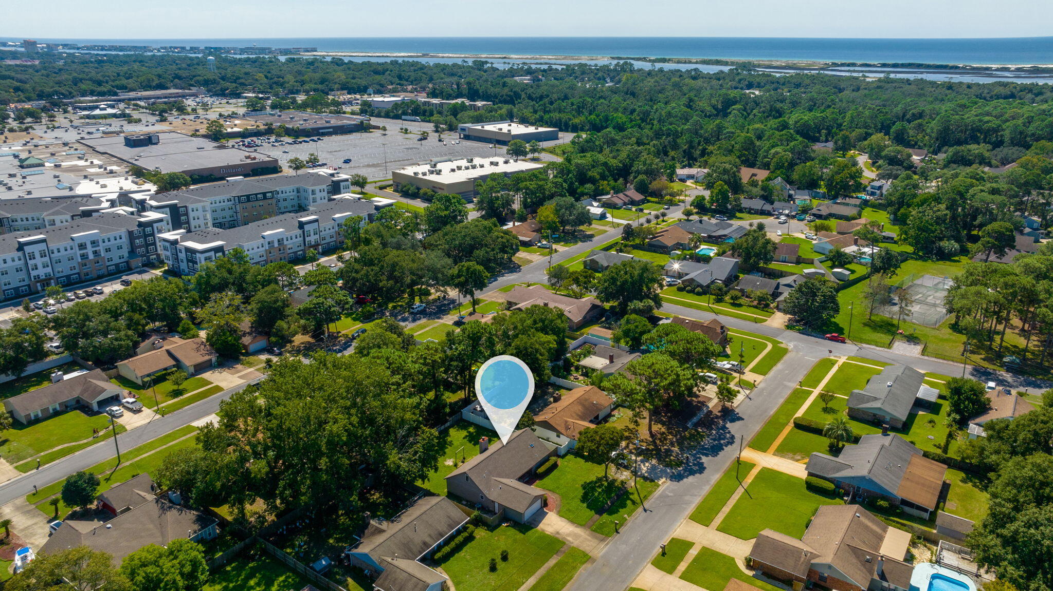 MARY ESTHER MANOR - Residential