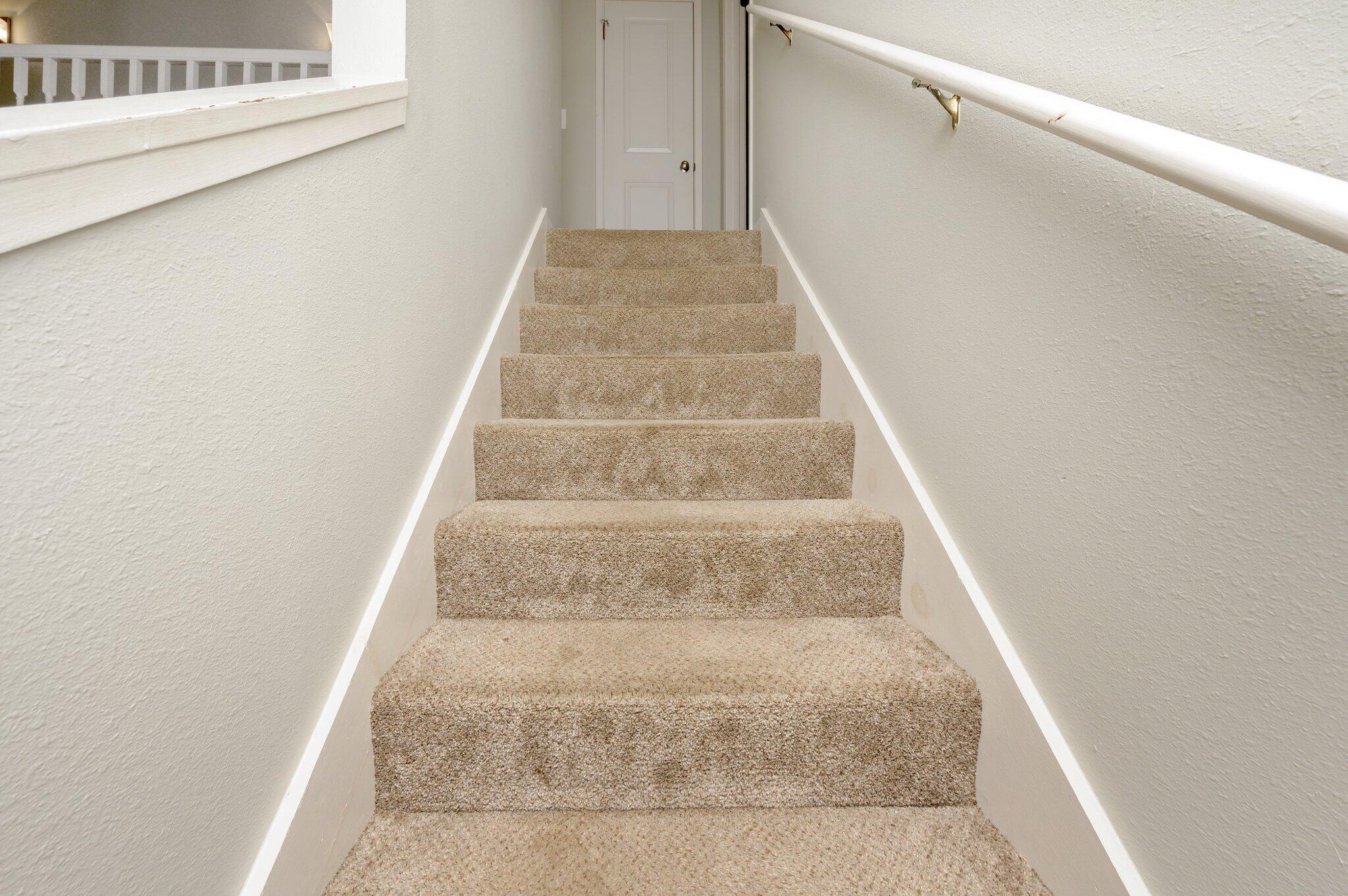 MARY ESTHER MANOR - Residential