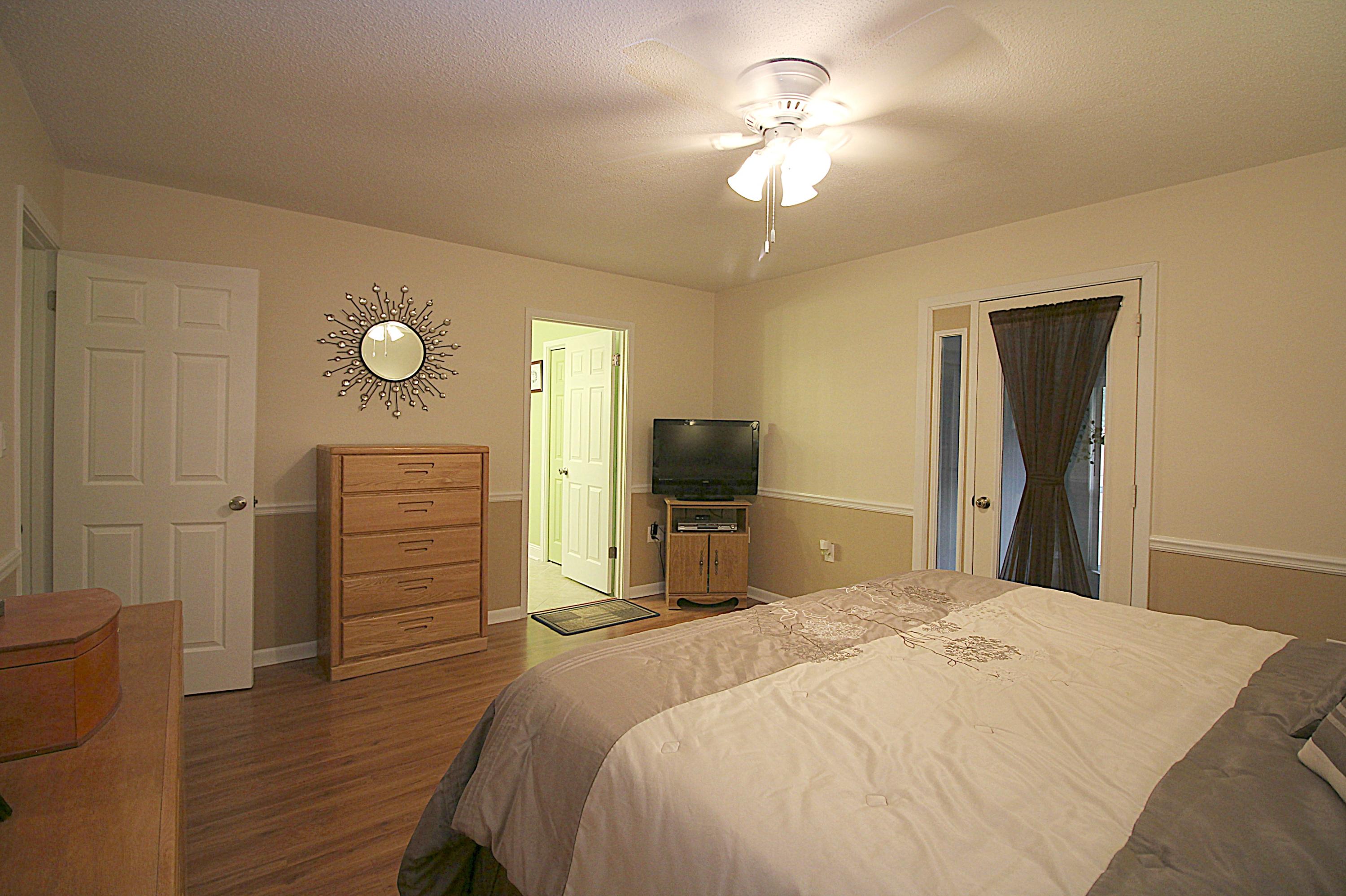 LAKE LORRAINE ESTATES 3 - Residential