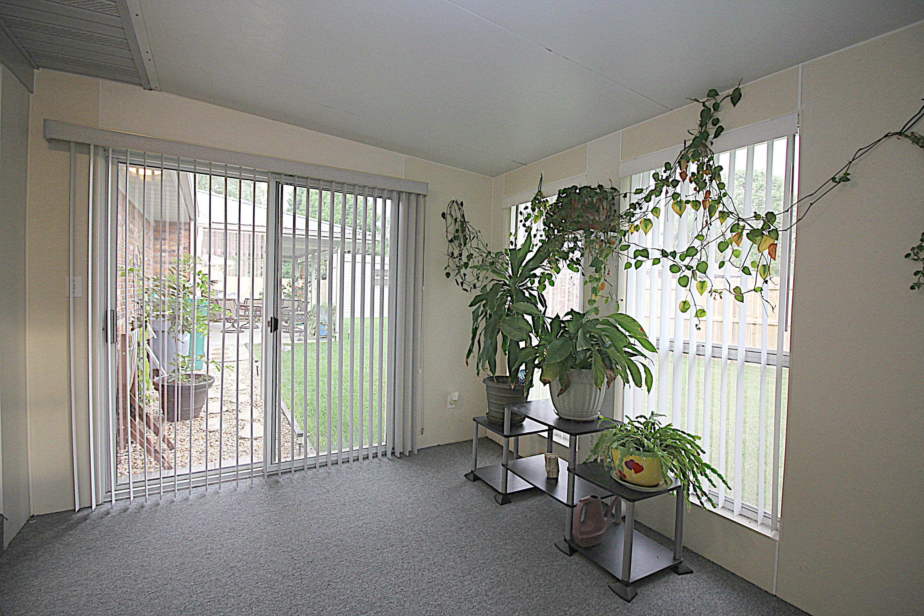 LAKE LORRAINE ESTATES 3 - Residential