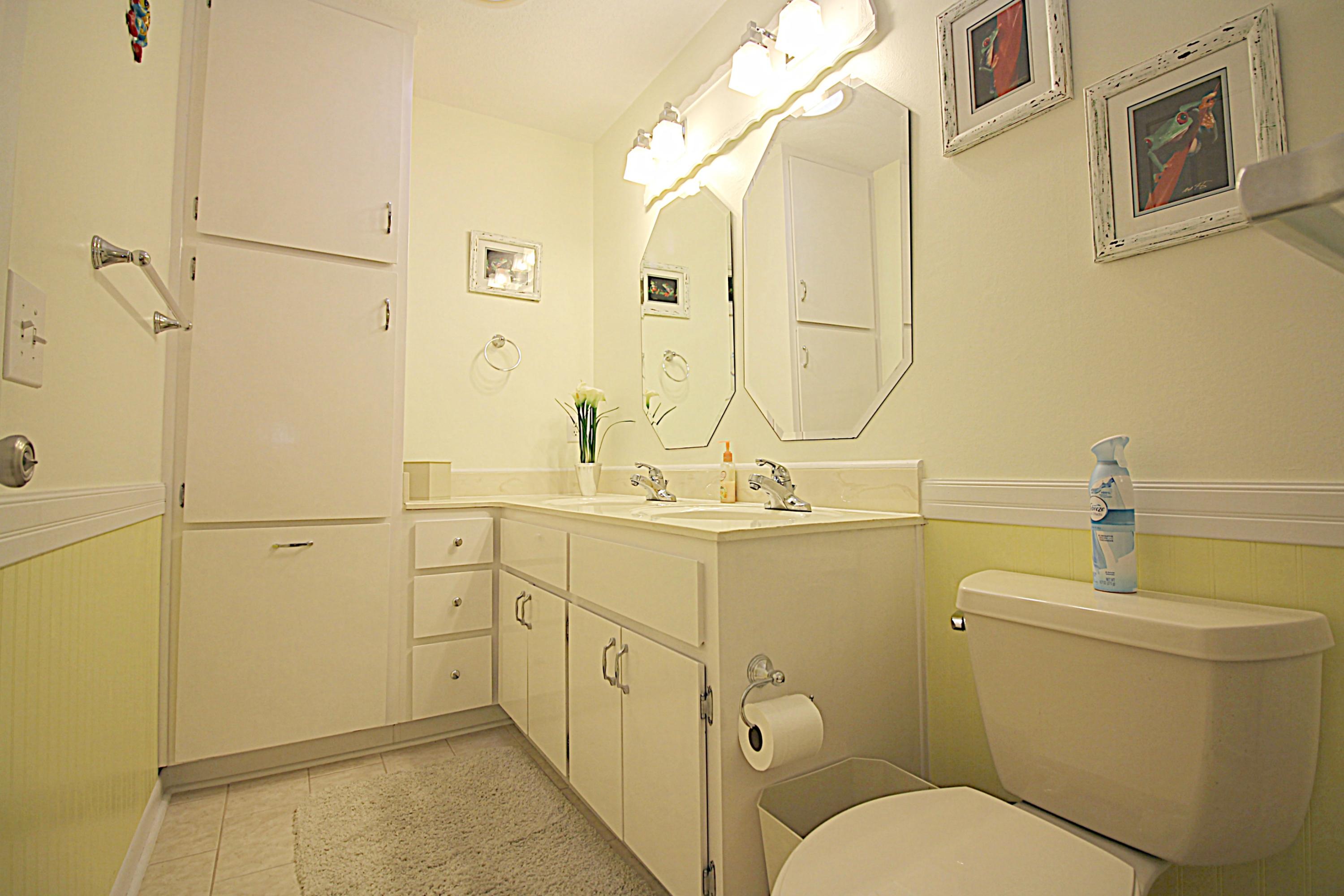 LAKE LORRAINE ESTATES 3 - Residential