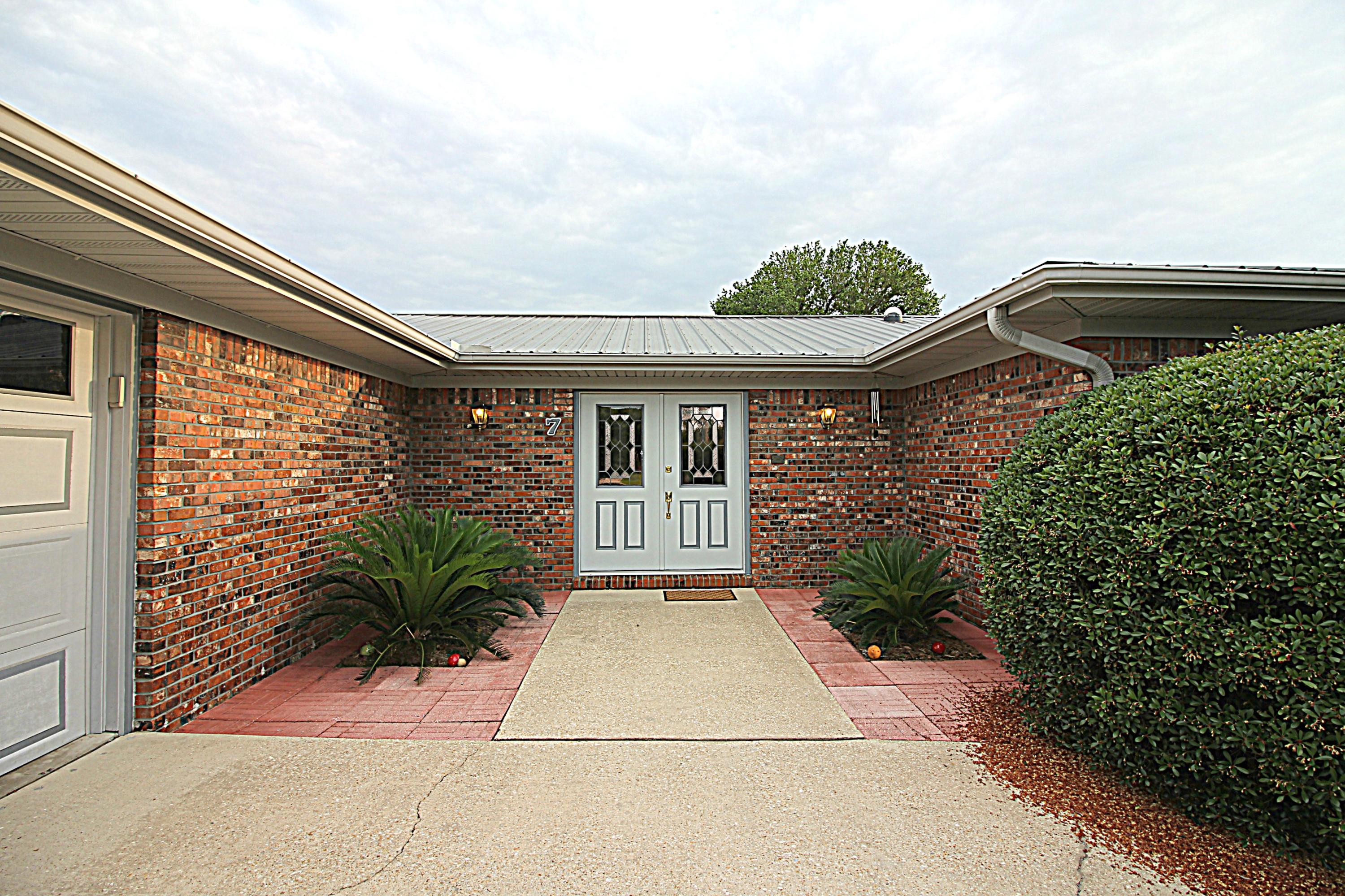 LAKE LORRAINE ESTATES 3 - Residential