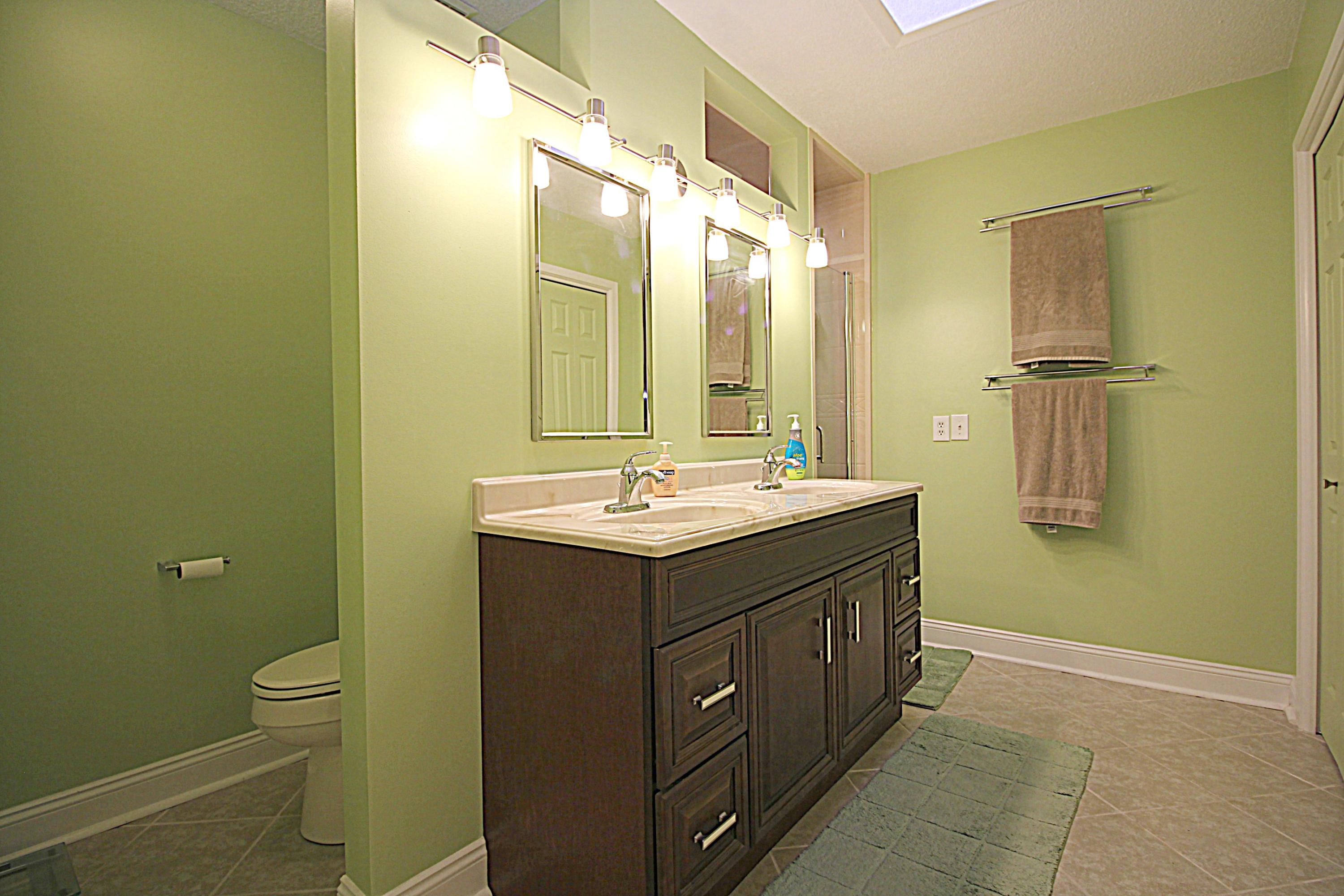 LAKE LORRAINE ESTATES 3 - Residential