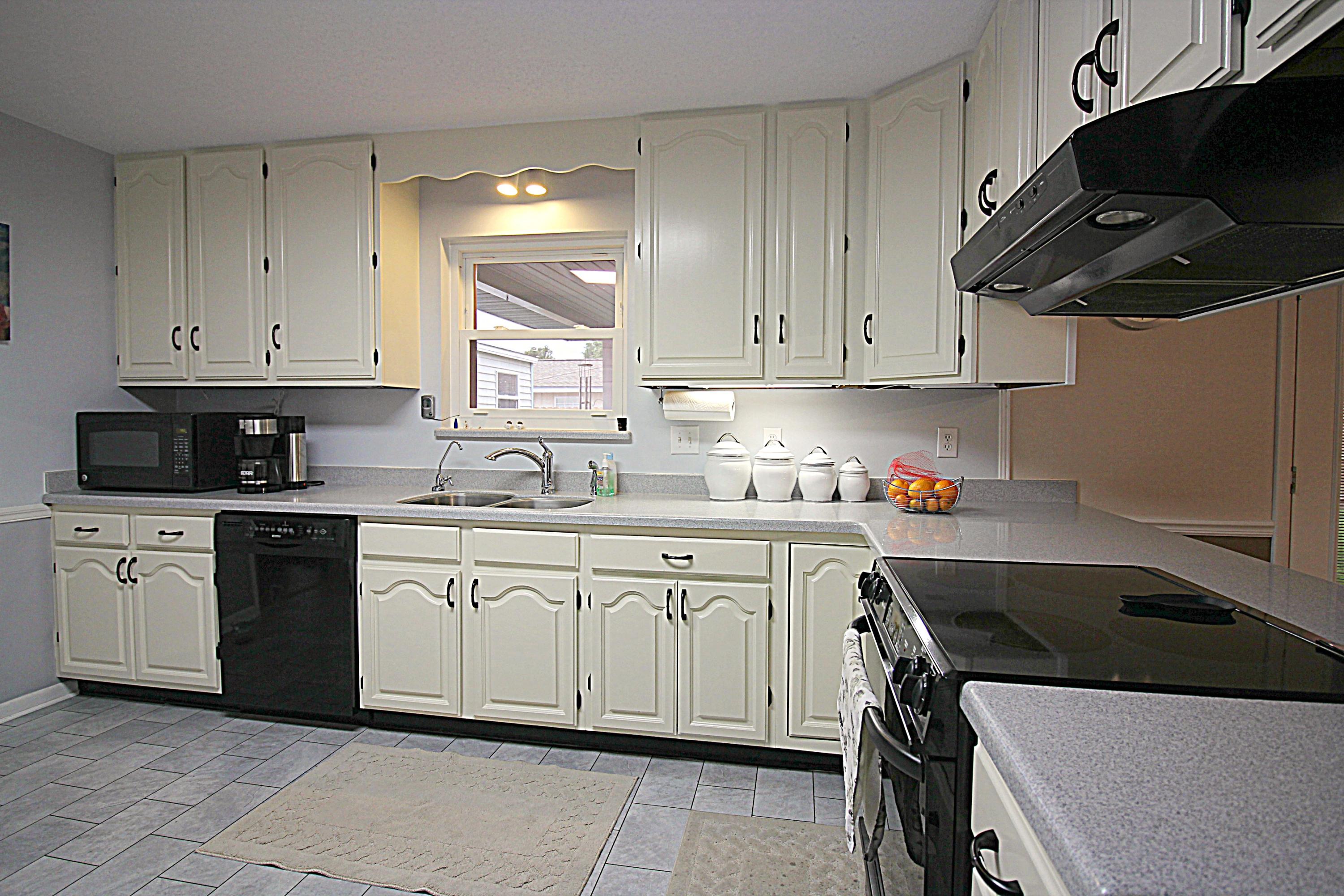 LAKE LORRAINE ESTATES 3 - Residential