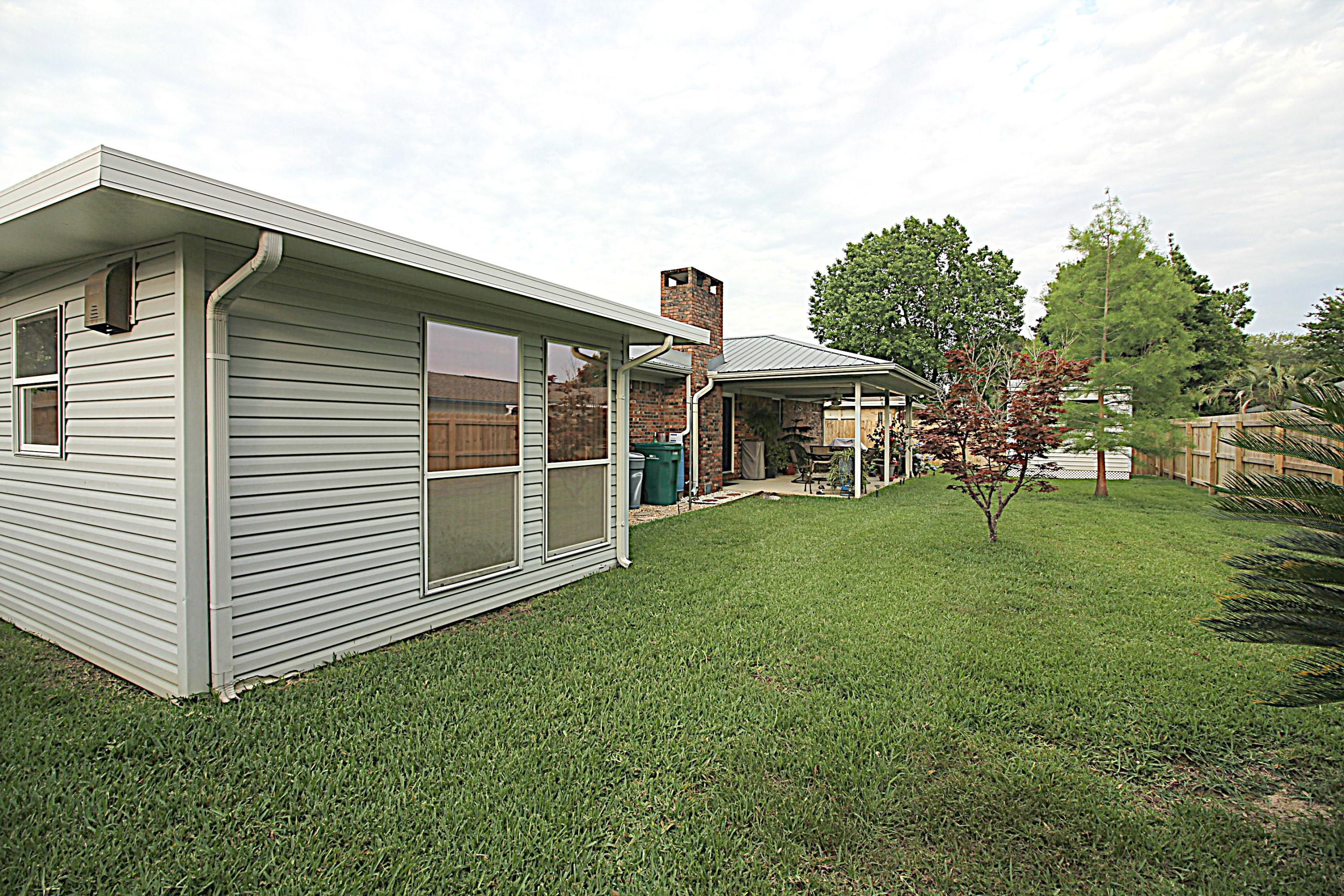 LAKE LORRAINE ESTATES 3 - Residential