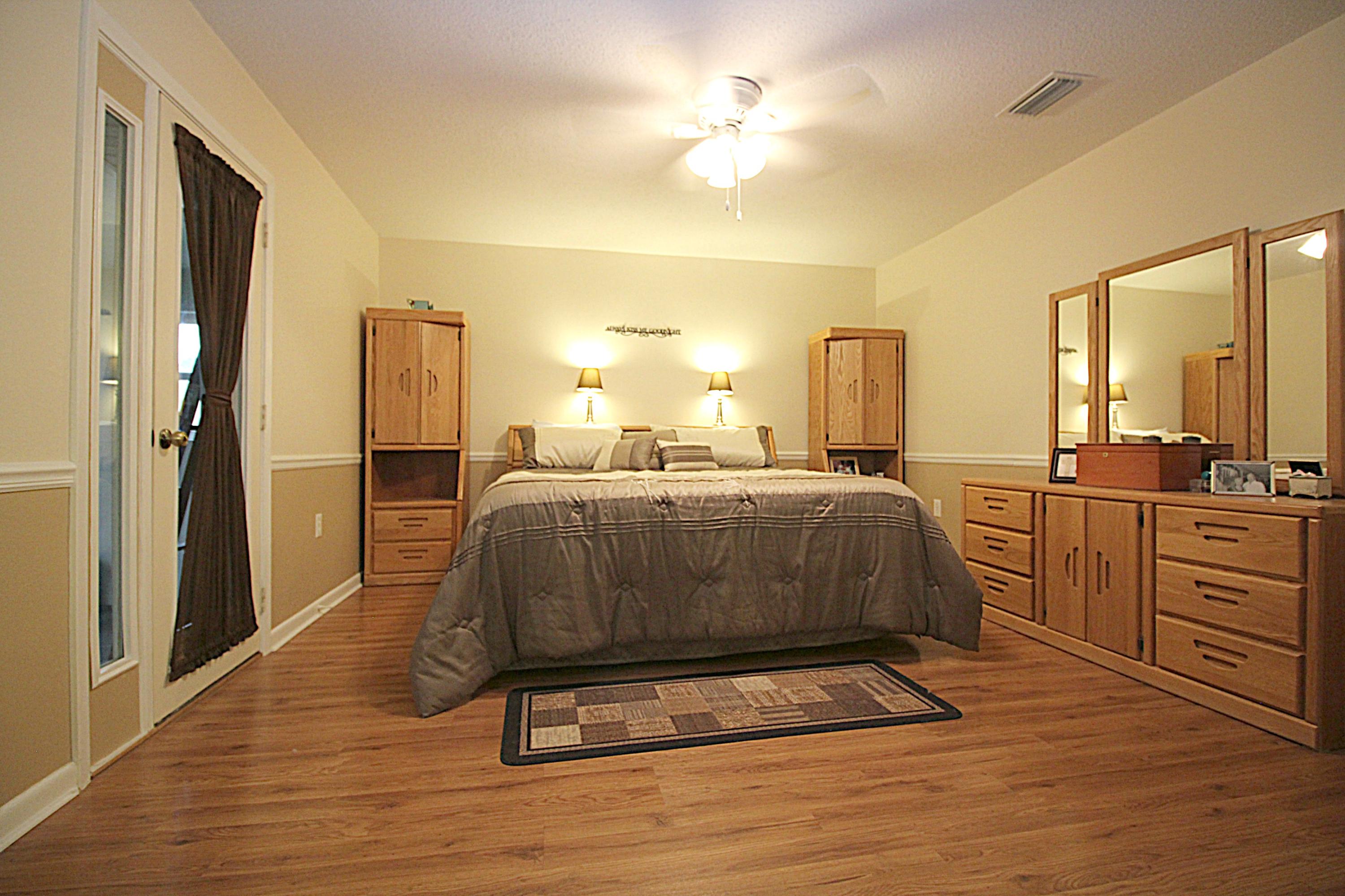 LAKE LORRAINE ESTATES 3 - Residential