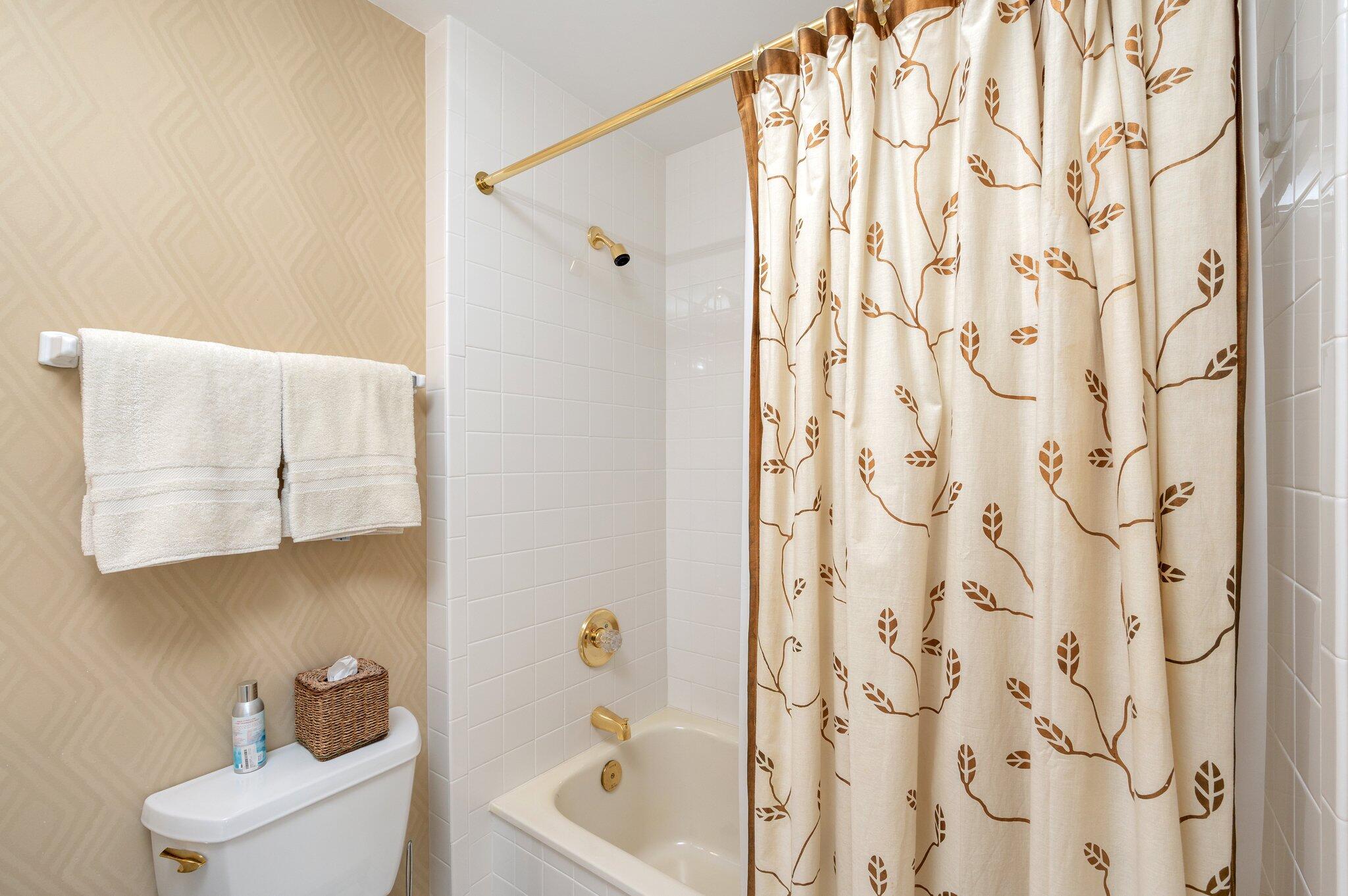 SOUTHWINDS II - Residential