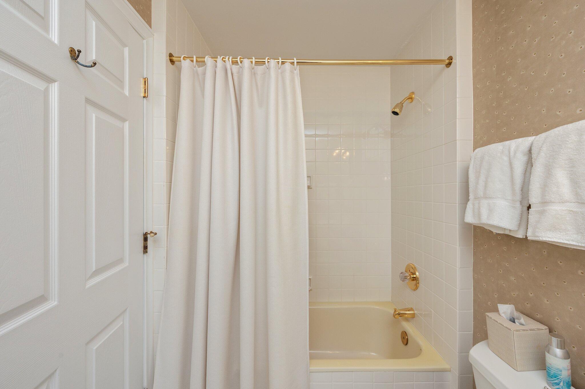 SOUTHWINDS II - Residential