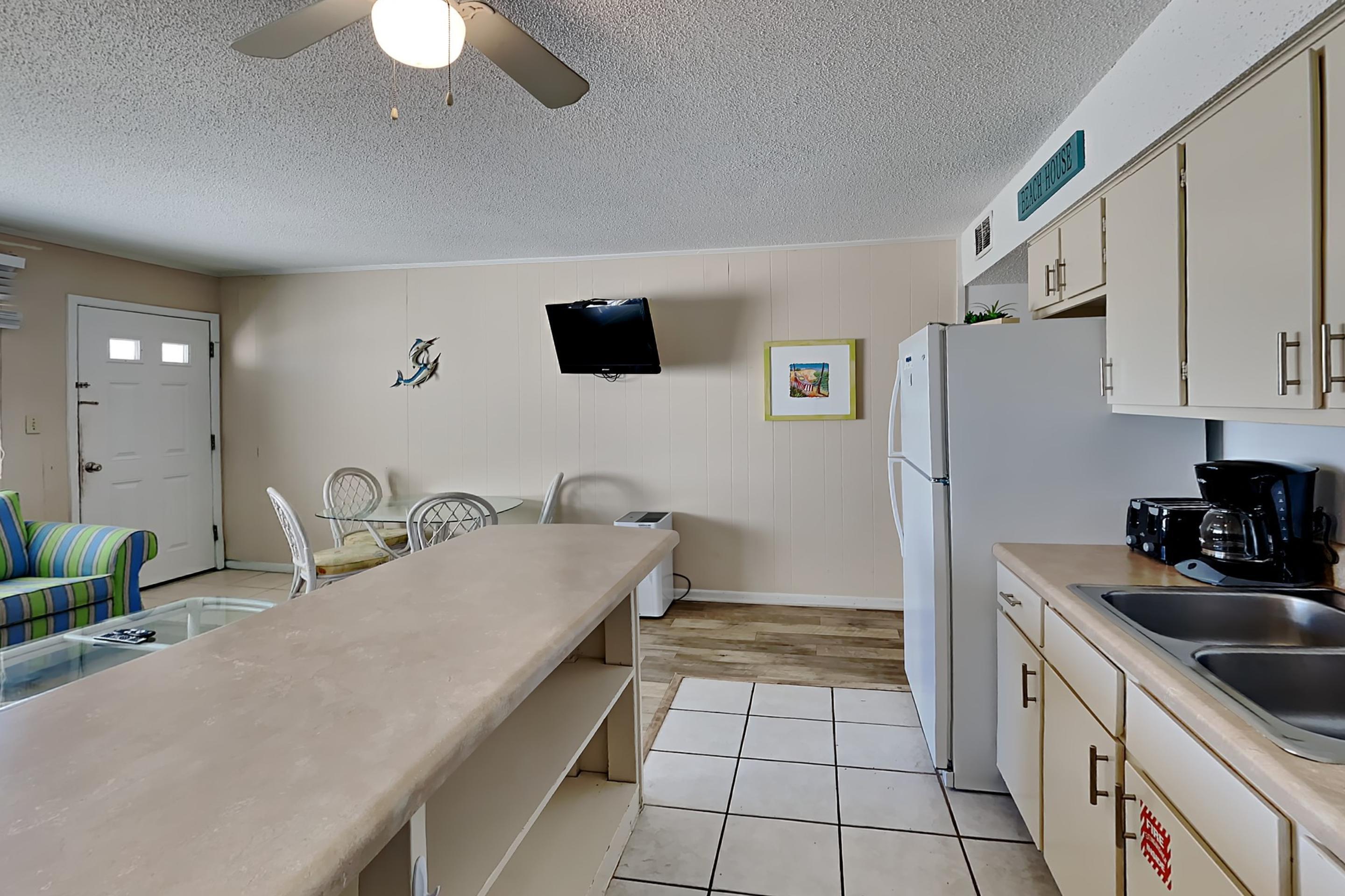VISTA DEL MAR CONDO - Residential