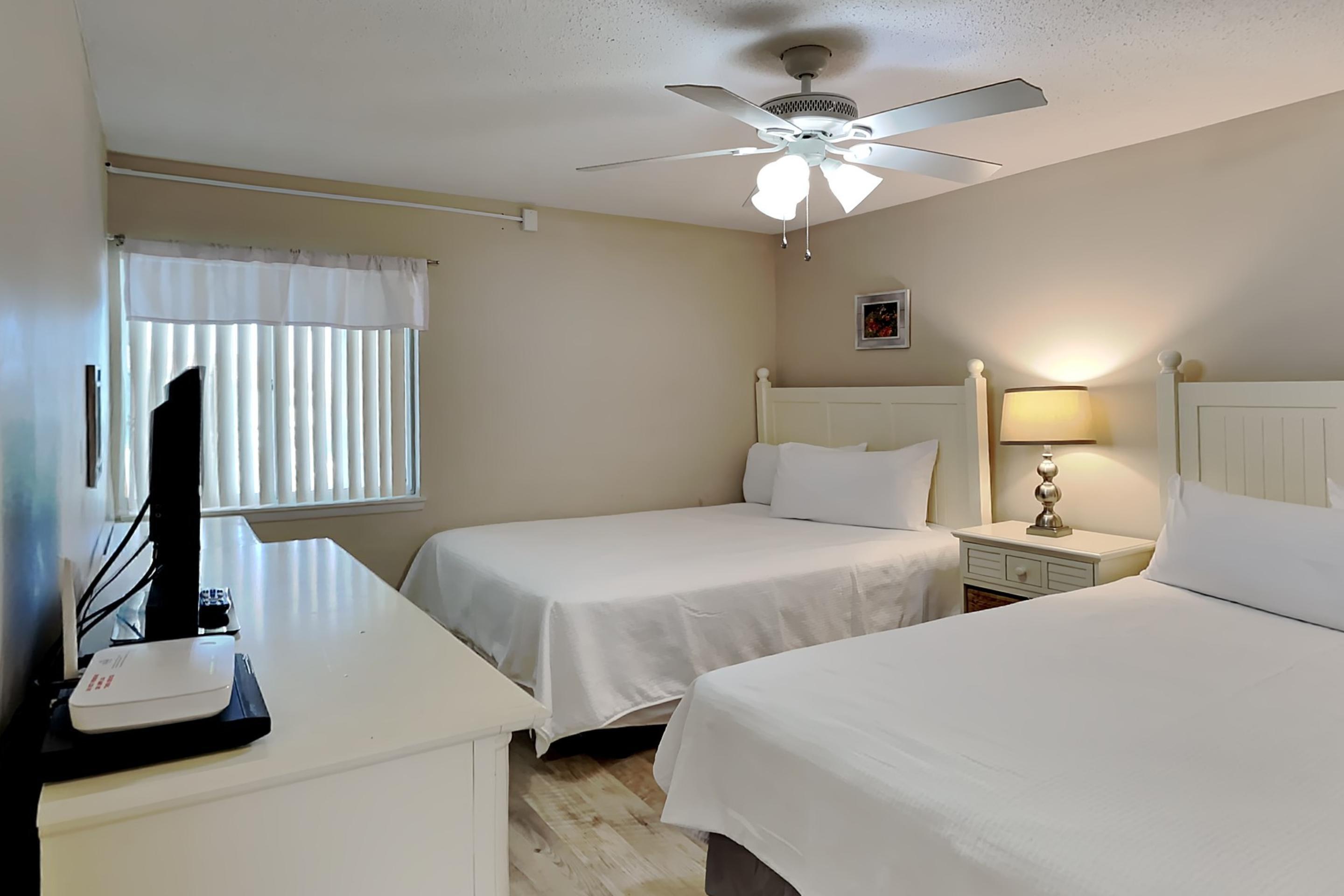 VISTA DEL MAR CONDO - Residential