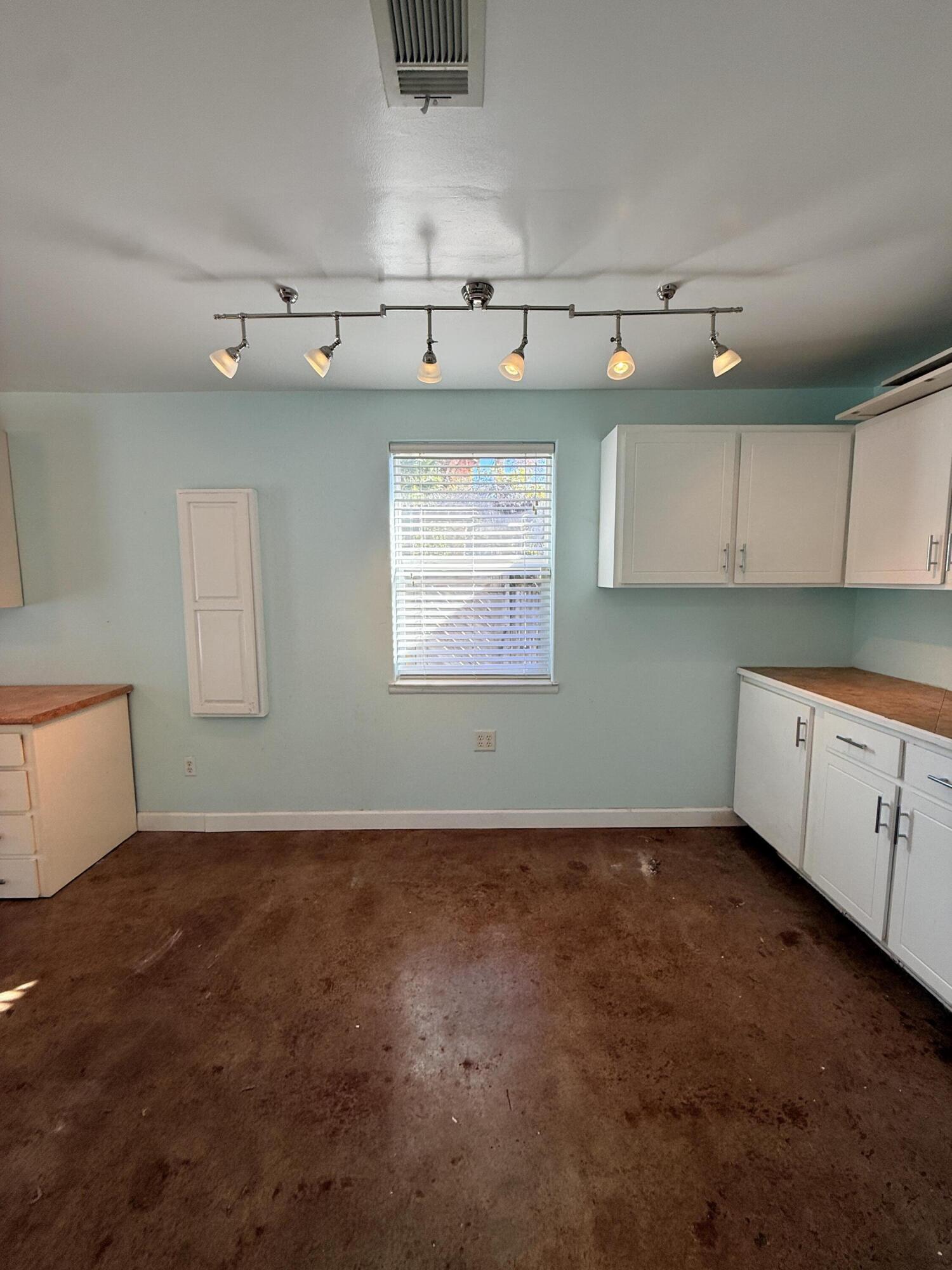 Metes and Bounds - Residential Lease