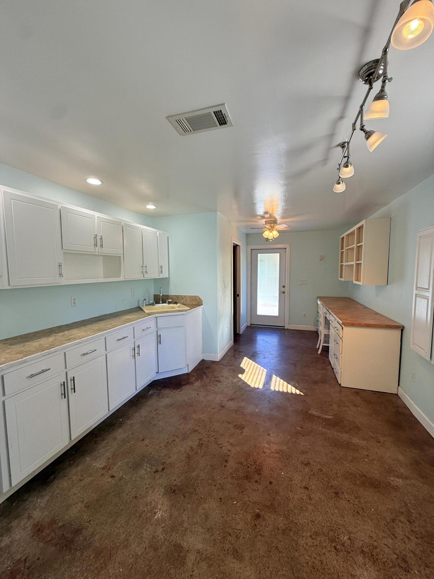 Metes and Bounds - Residential Lease