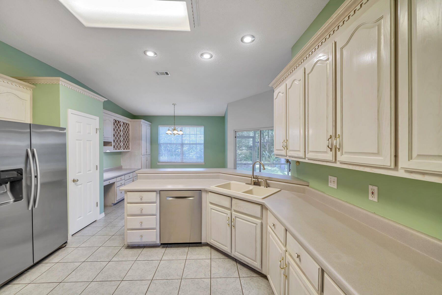 ROCKY BAYOU ESTATES 11A - Residential