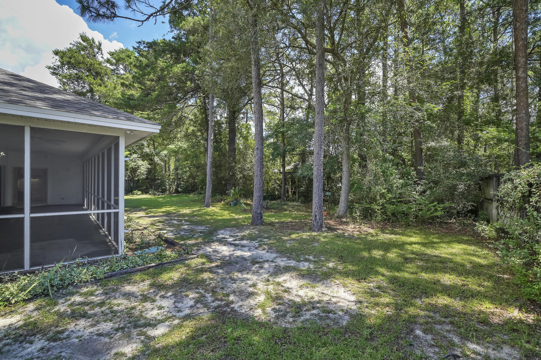 ROCKY BAYOU ESTATES 11A - Residential