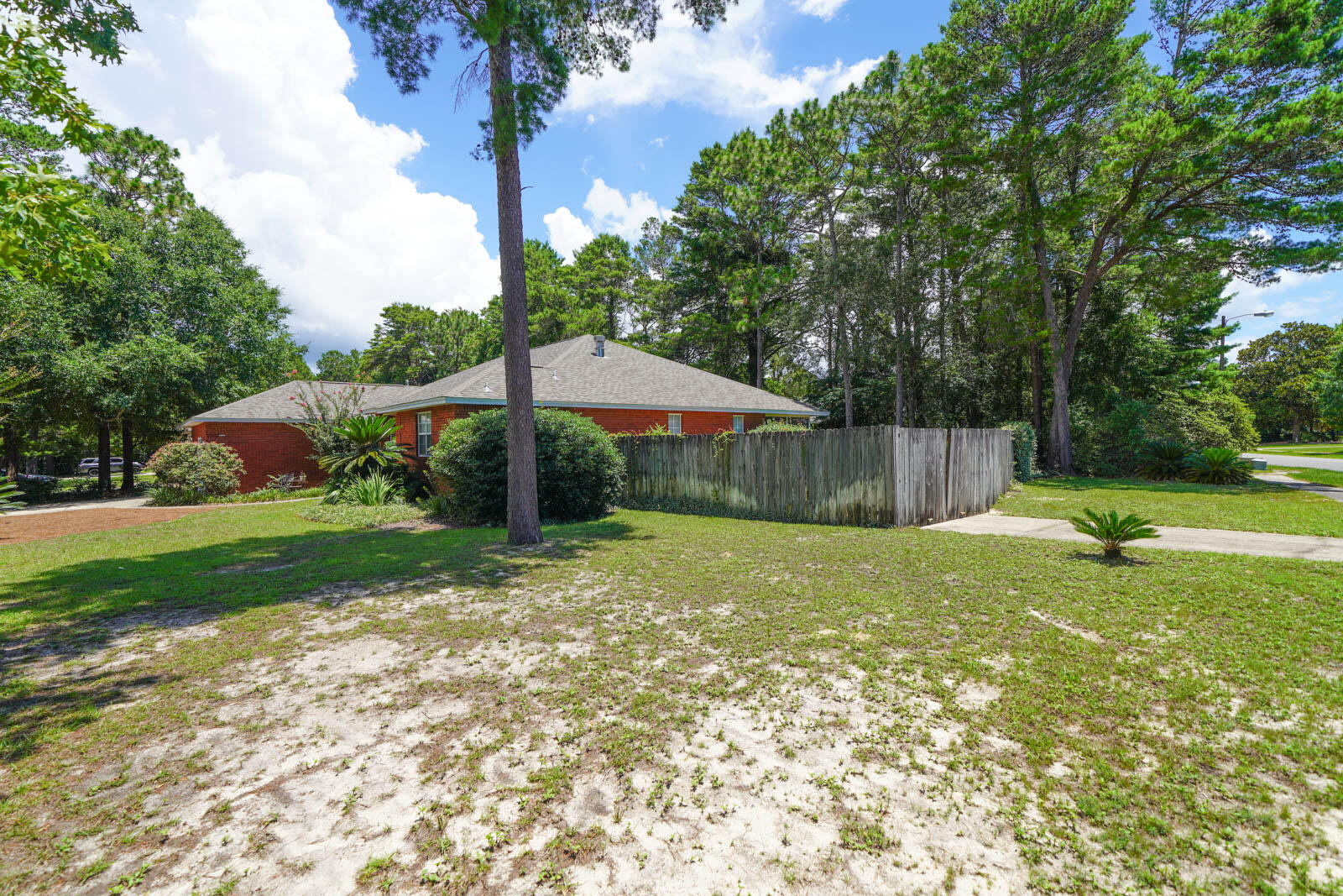 ROCKY BAYOU ESTATES 11A - Residential