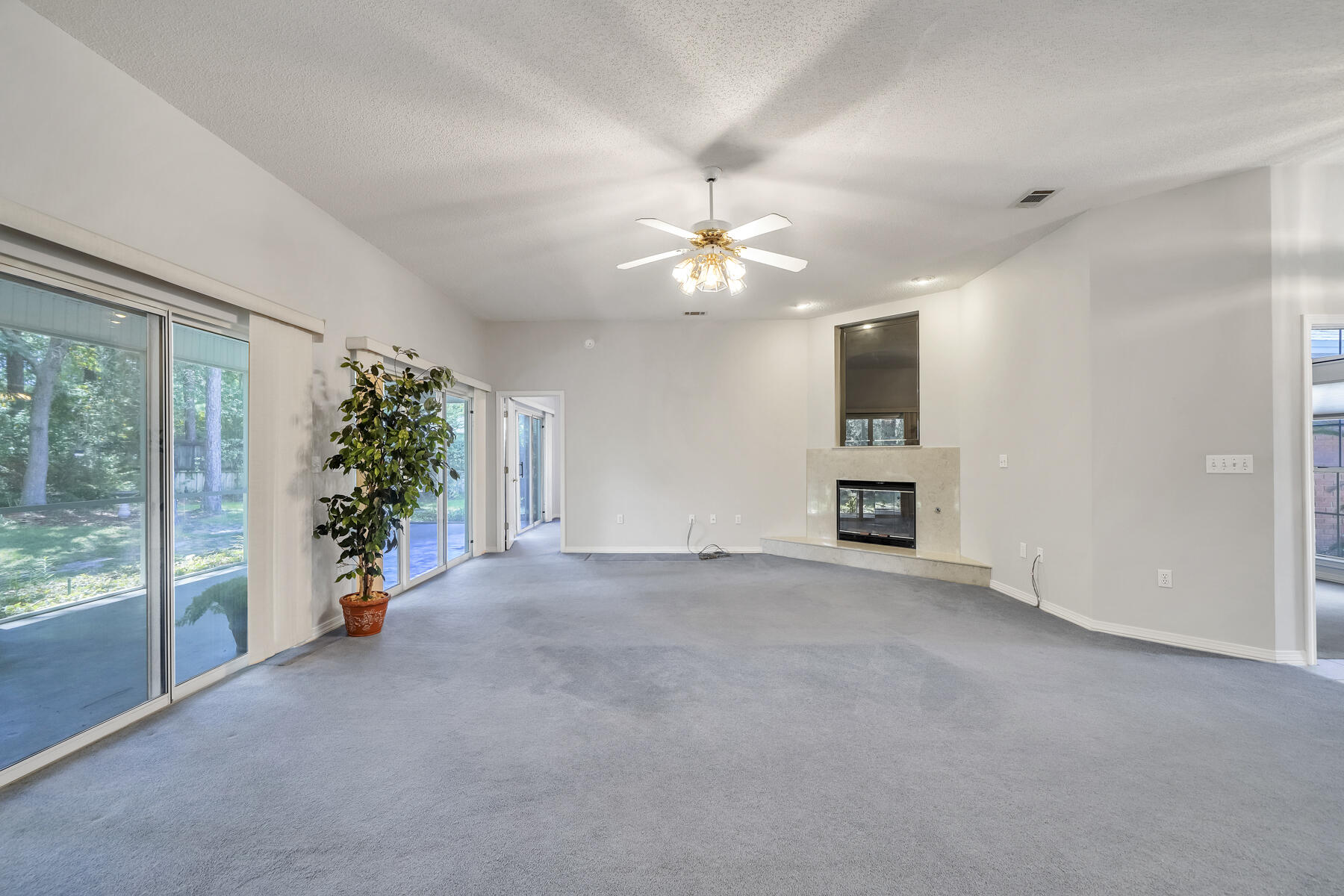 ROCKY BAYOU ESTATES 11A - Residential