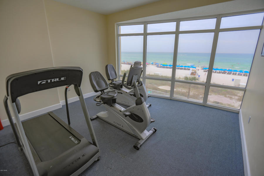 OCEAN VILLA - Residential