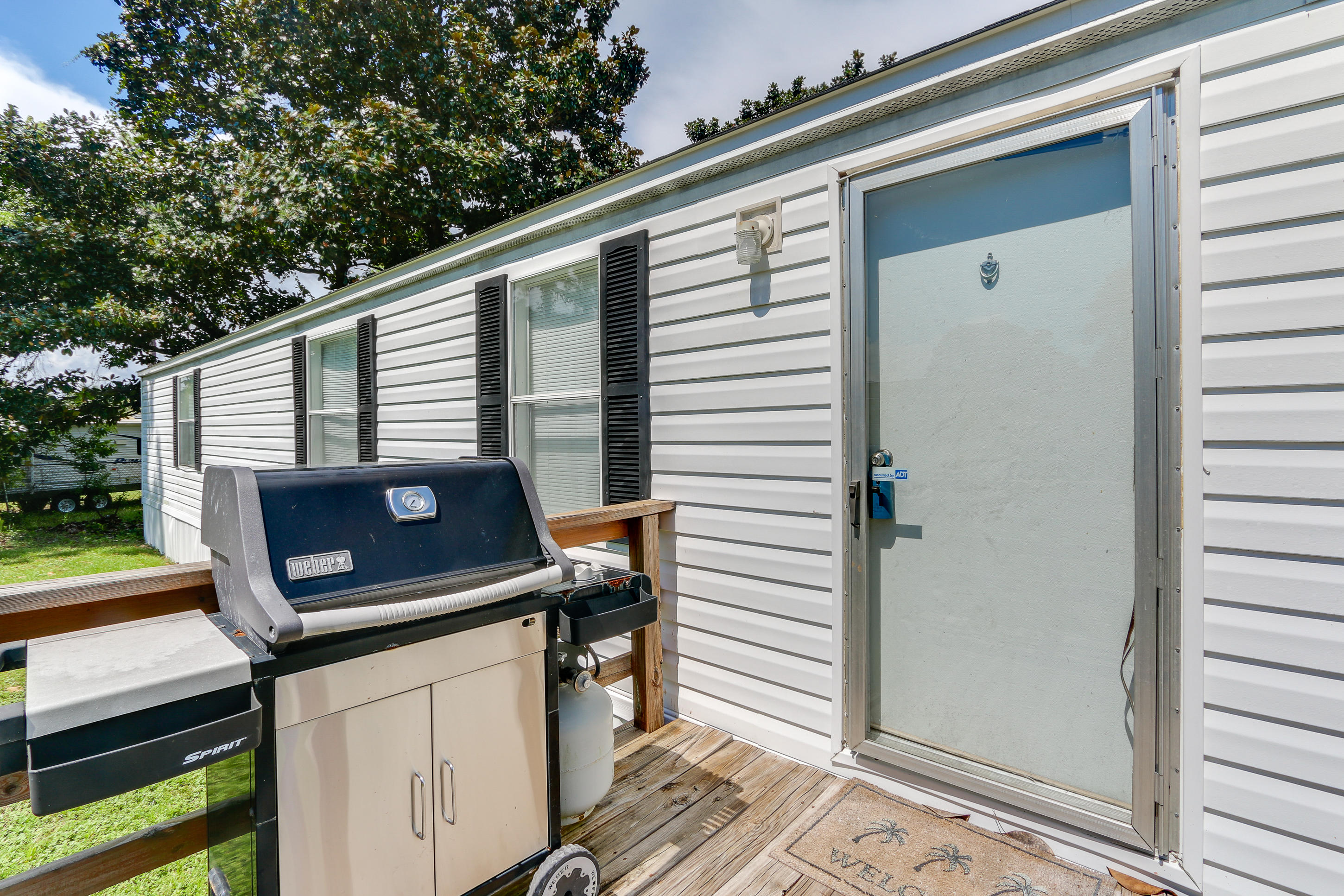 THE PINES - Residential