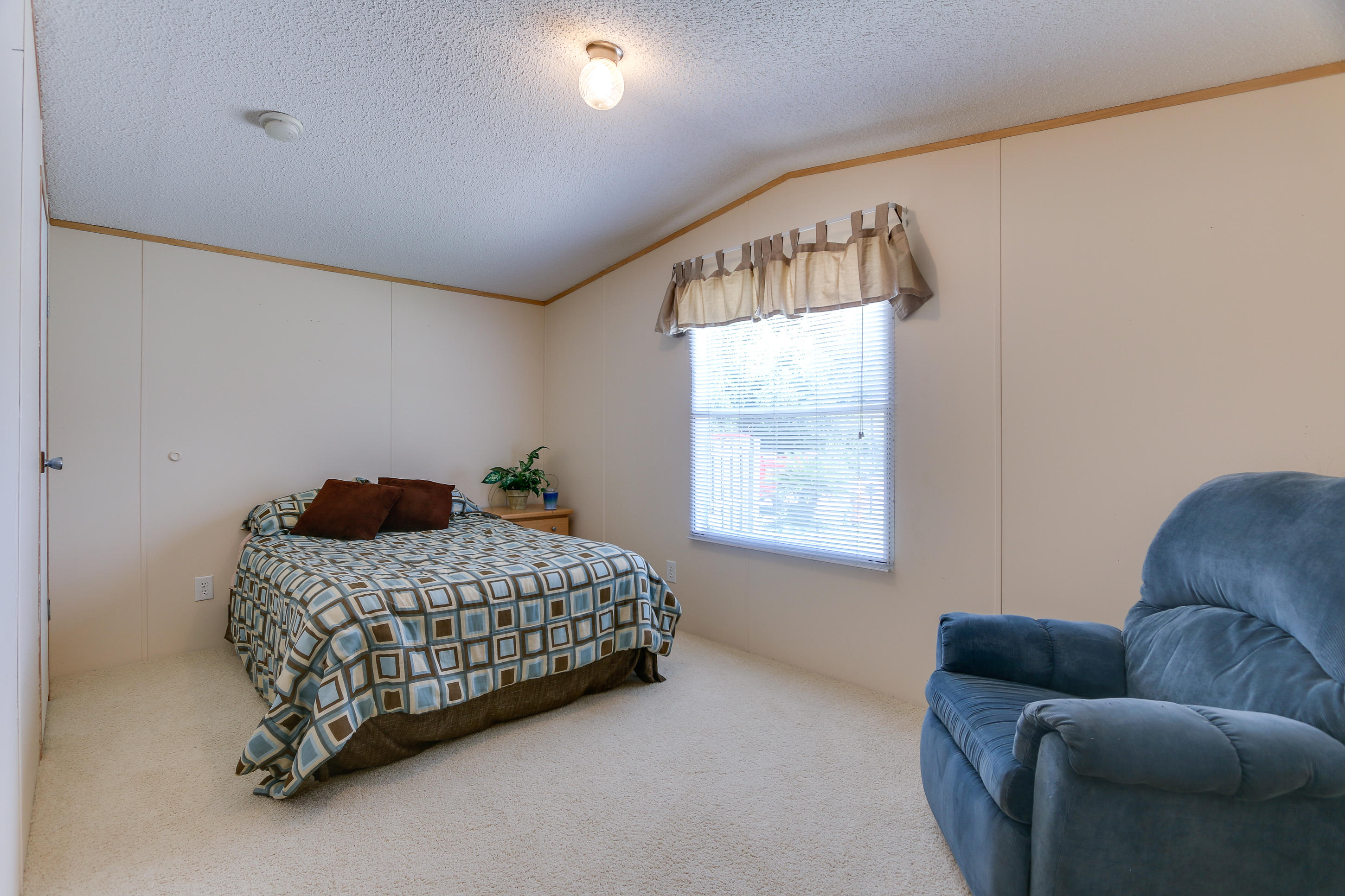 THE PINES - Residential