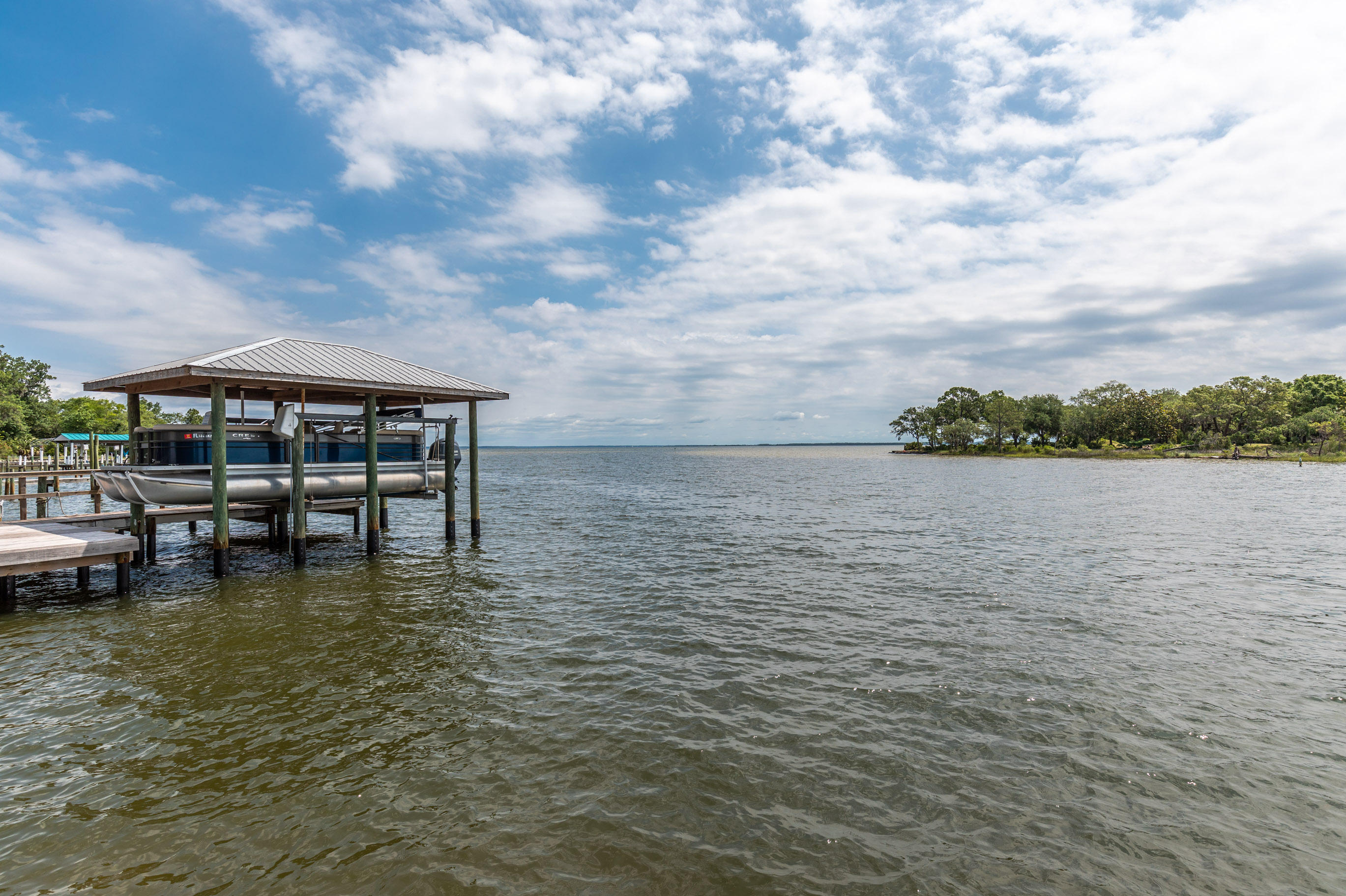 FISCHERS LANDING - Residential