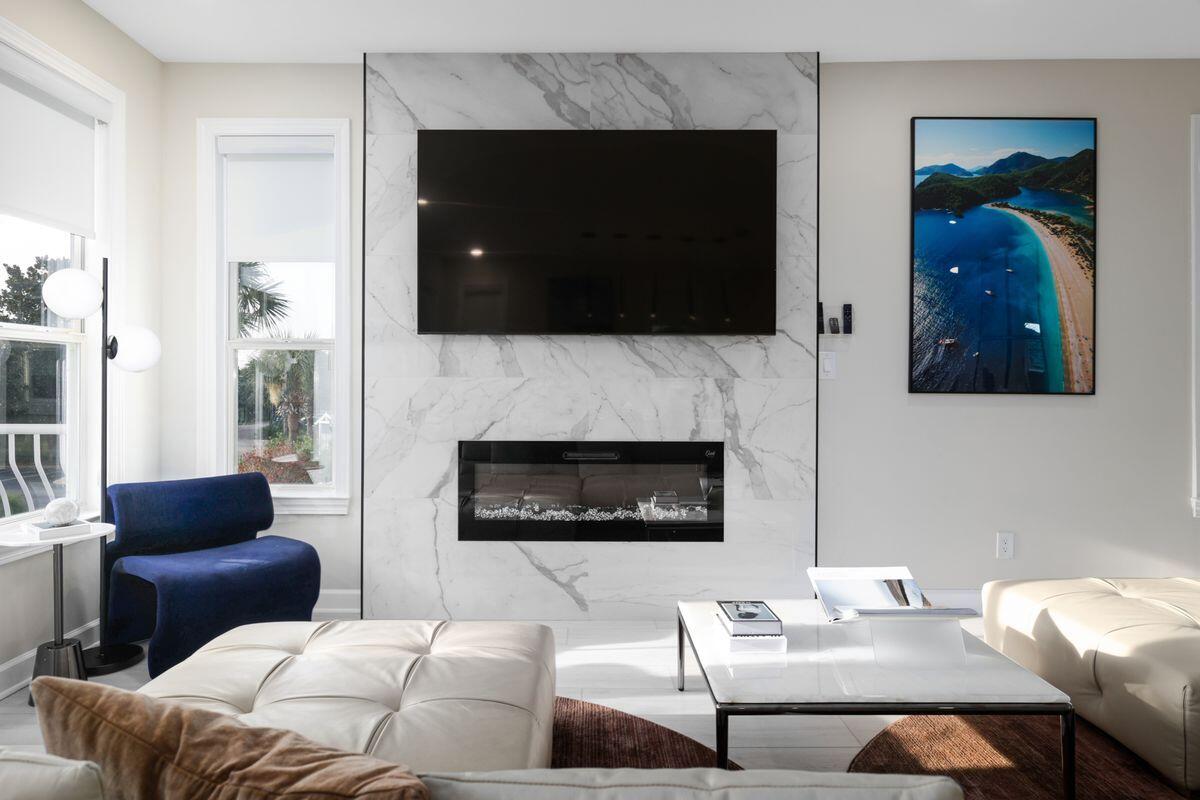 MARAVILLA SHORES - Residential